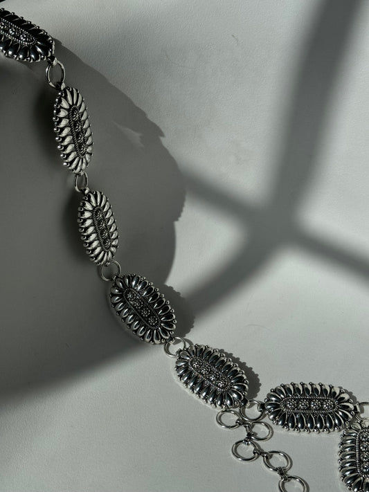 Jen Classic Western Metal Chain Belt In Silver