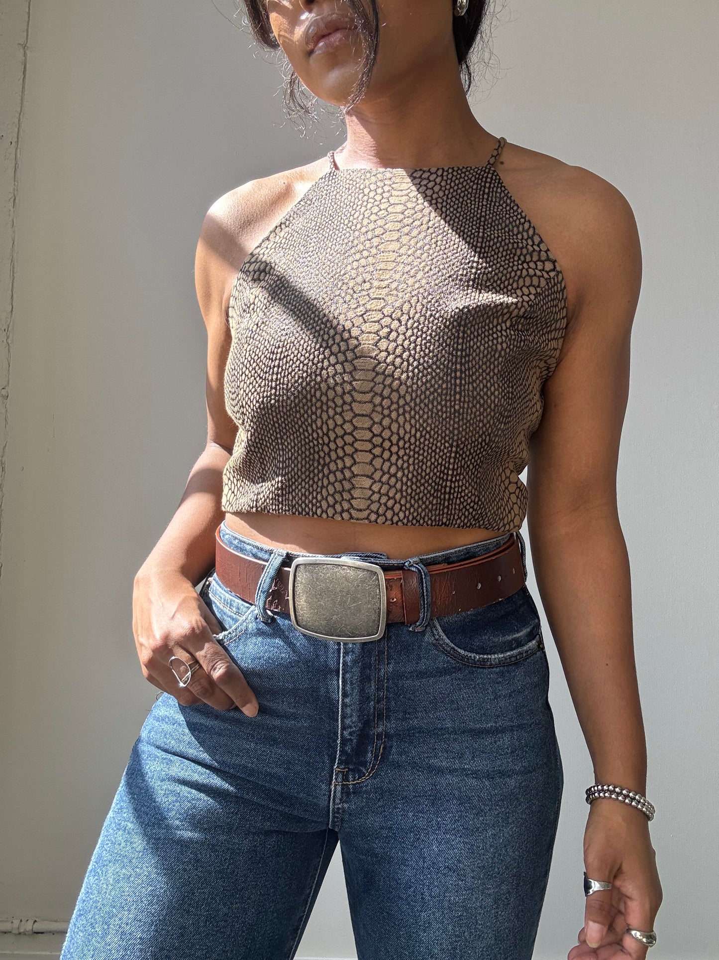 Evan Cotton Cropped Open Back Halter Top In Wild Honey Brown