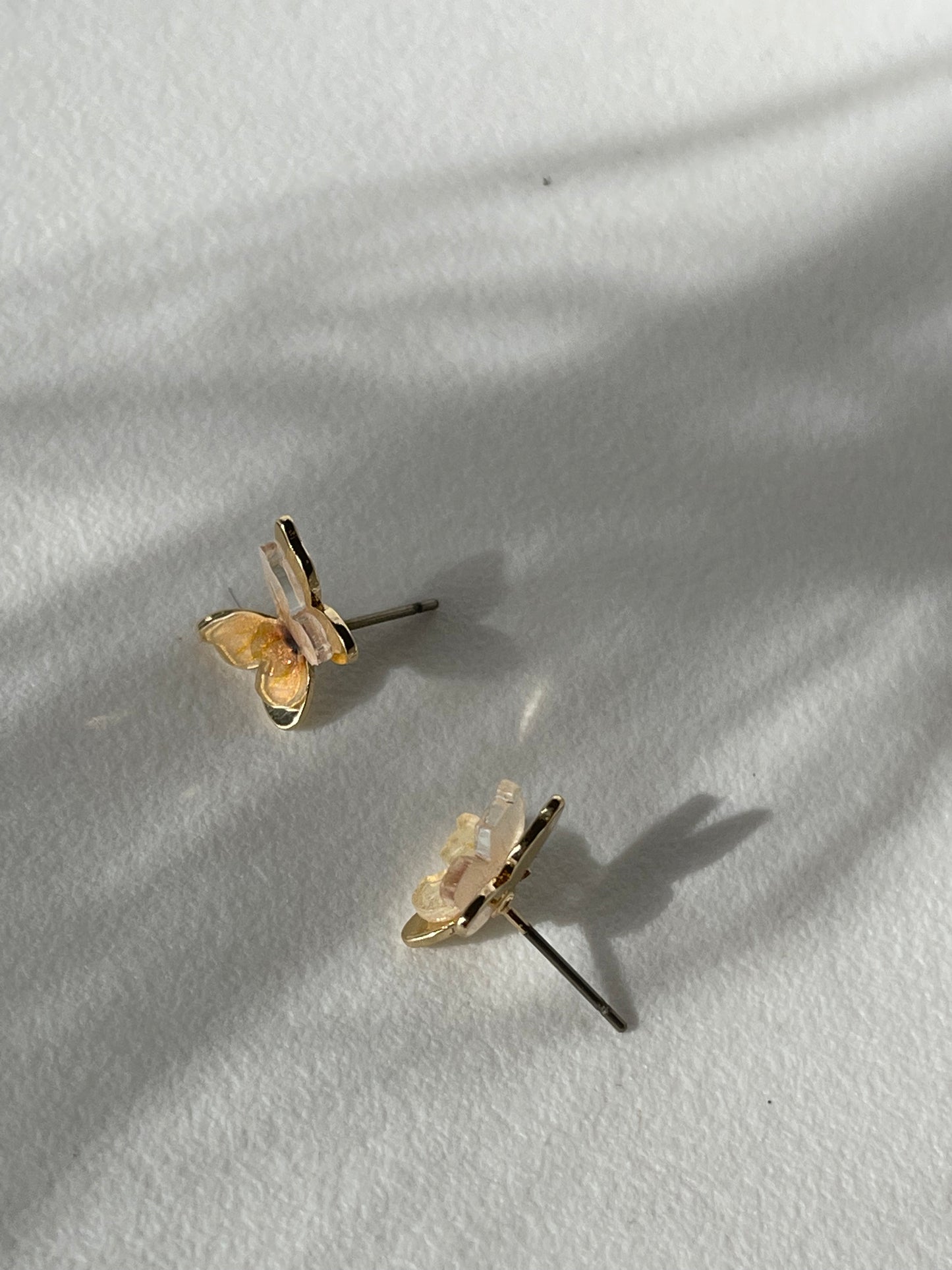 Bianca 3D Butterfly Stud Earring In Vanilla
