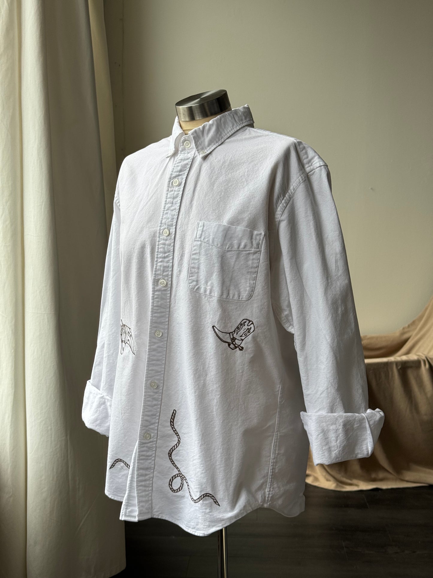 Jaxson Handcrafted Embroidered Button Down In White