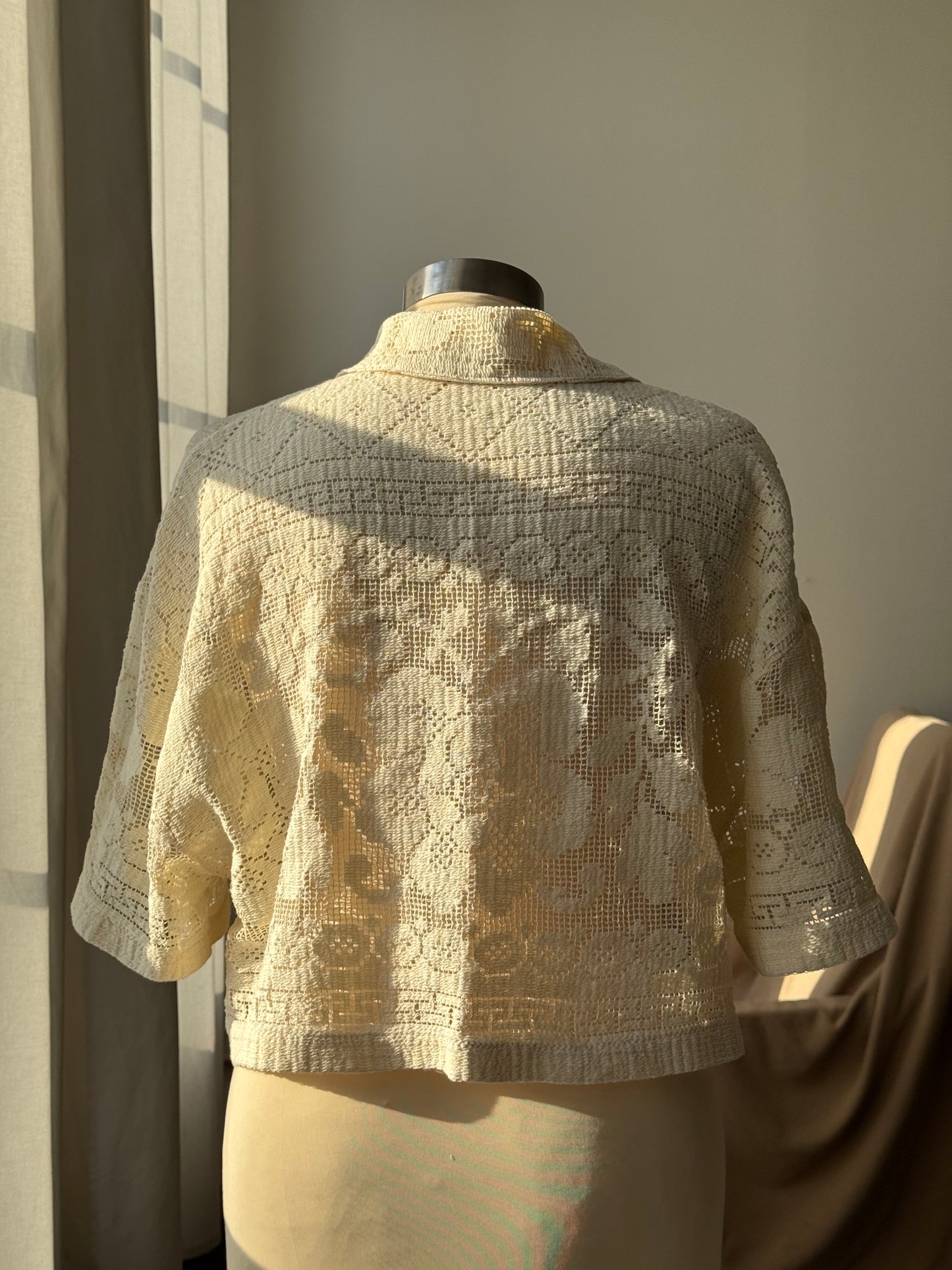 Judy Handcrafted Vintage Crop Top In Vanilla