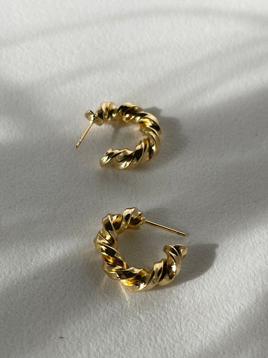 Tory 14k Gold Dipped Bold Twist Hoop Earring In Gold