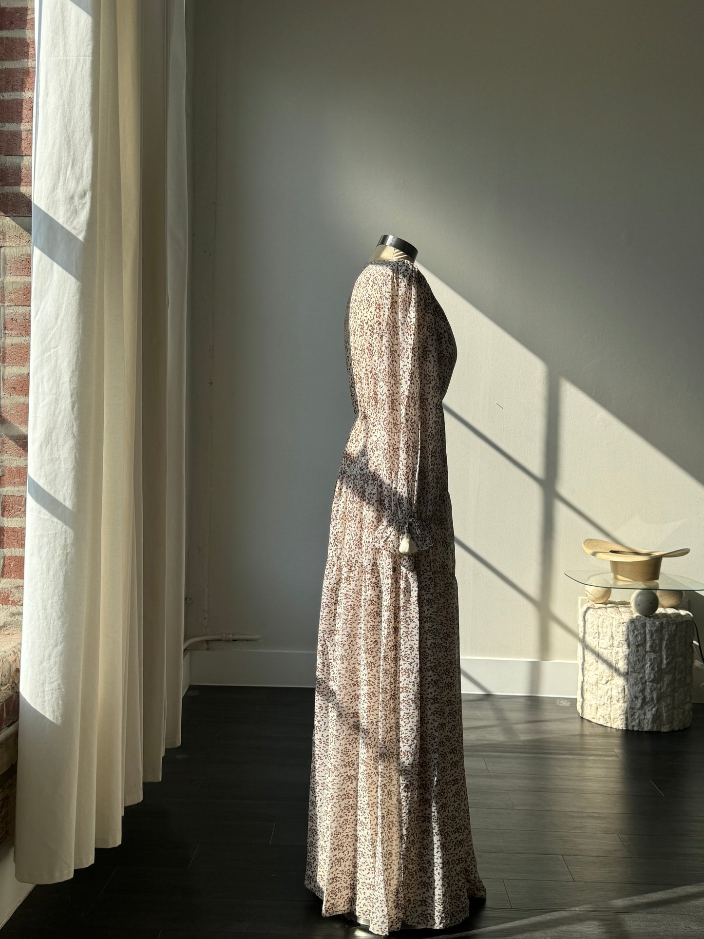 Madeline Button Front Floral Maxi Dress In Vintage White