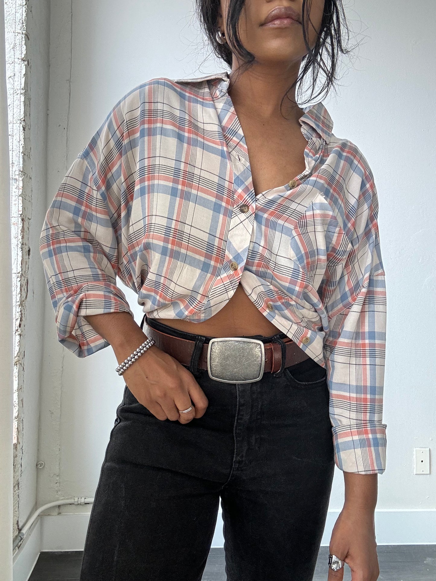 Thomas Classic 70s Style Plaid Oversized Button Down In Blue Red