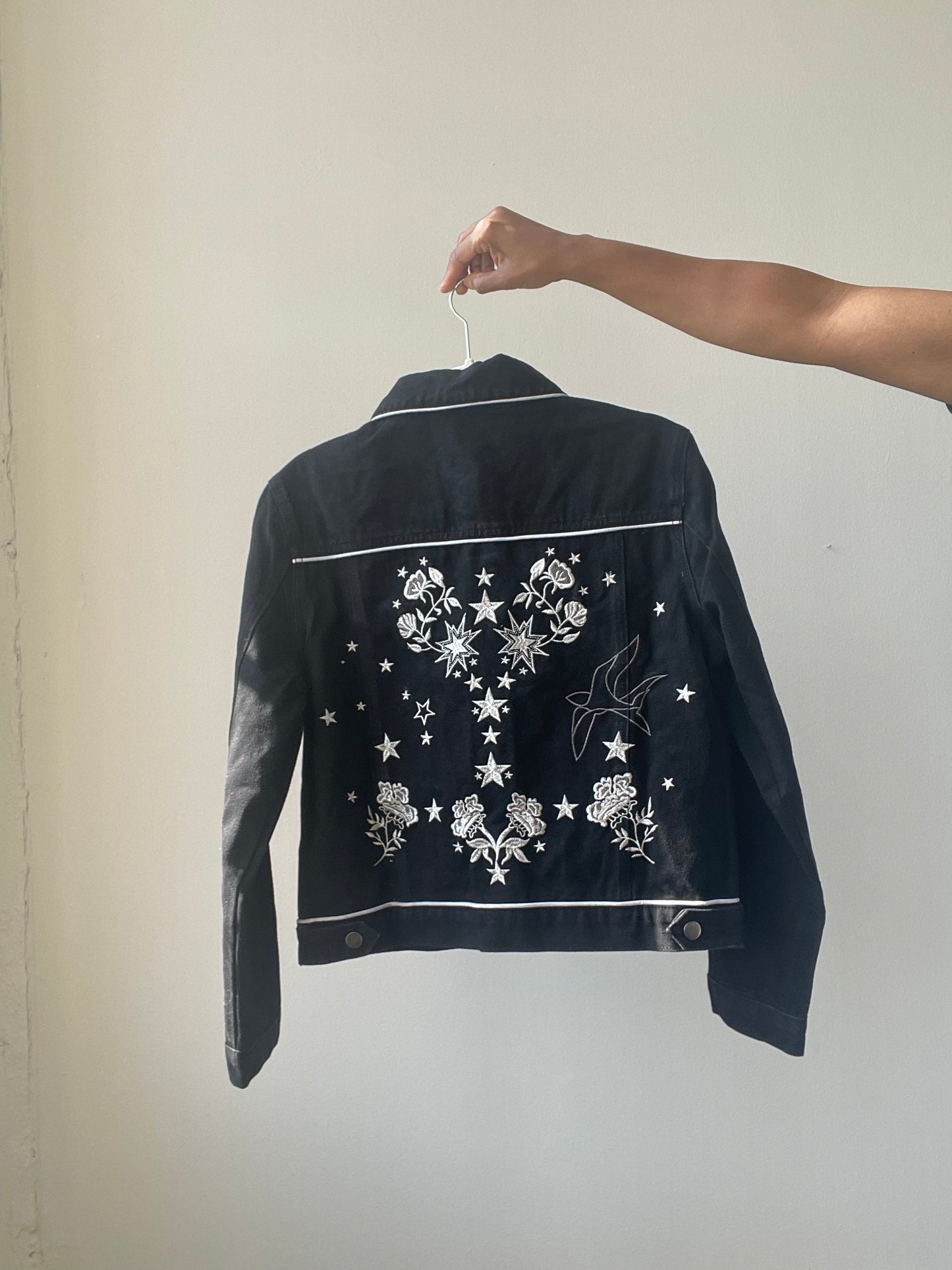 Nash Classic Embroidered Western Denim Jacket In Black