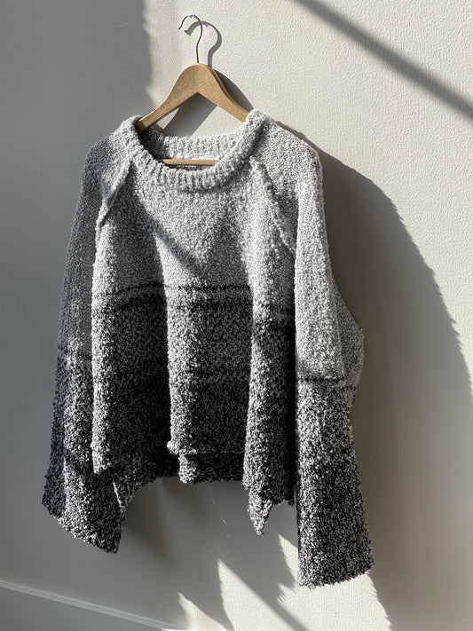 Leslie 70s Style Cropped Striped Bell Sleeve Sweater In Grey
