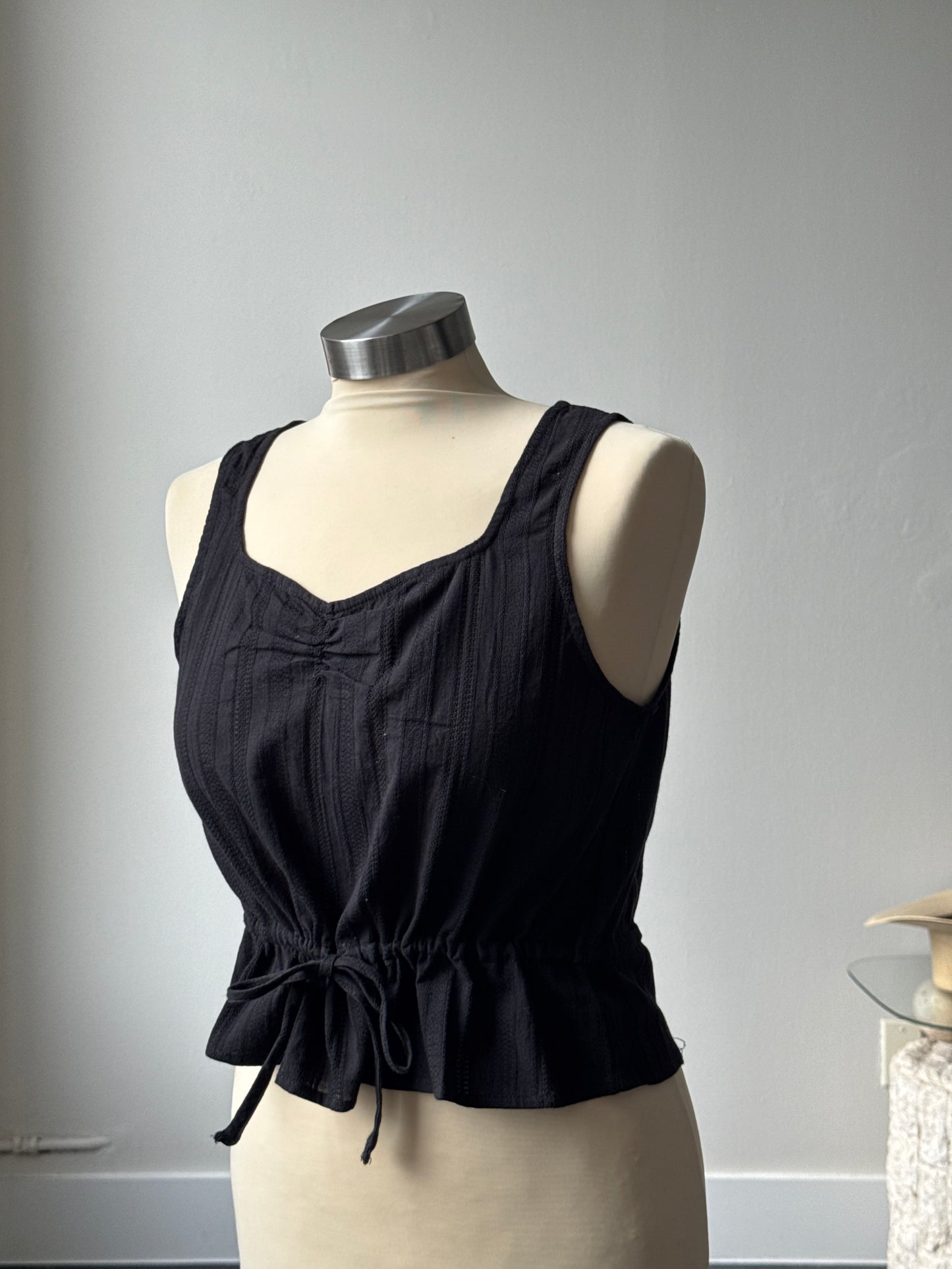 Sonia Cotton Crop Top In Black