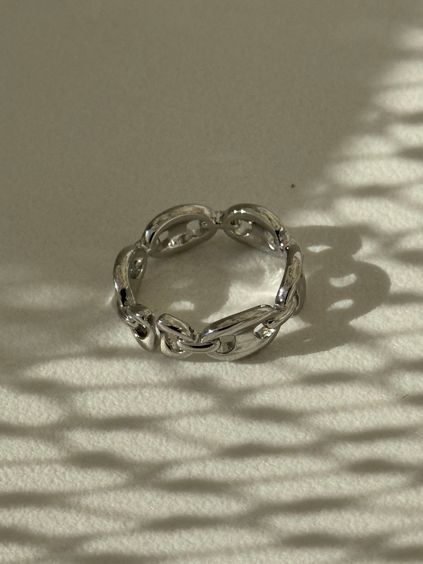 Keith Link Ring In Silver 