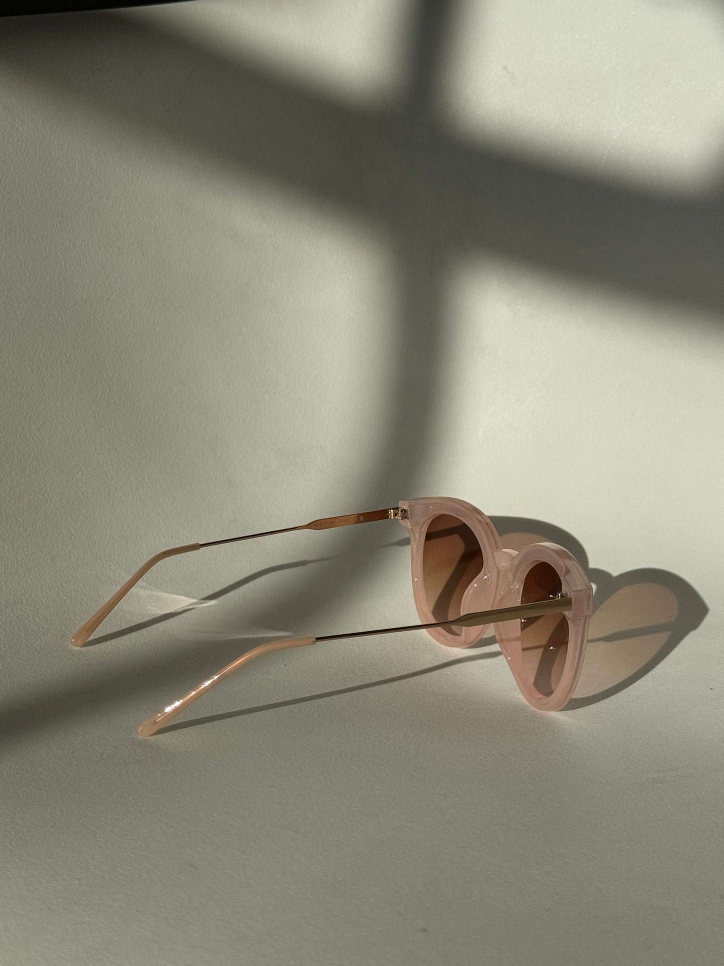 Priscilla Tri Sunglasses In Blush