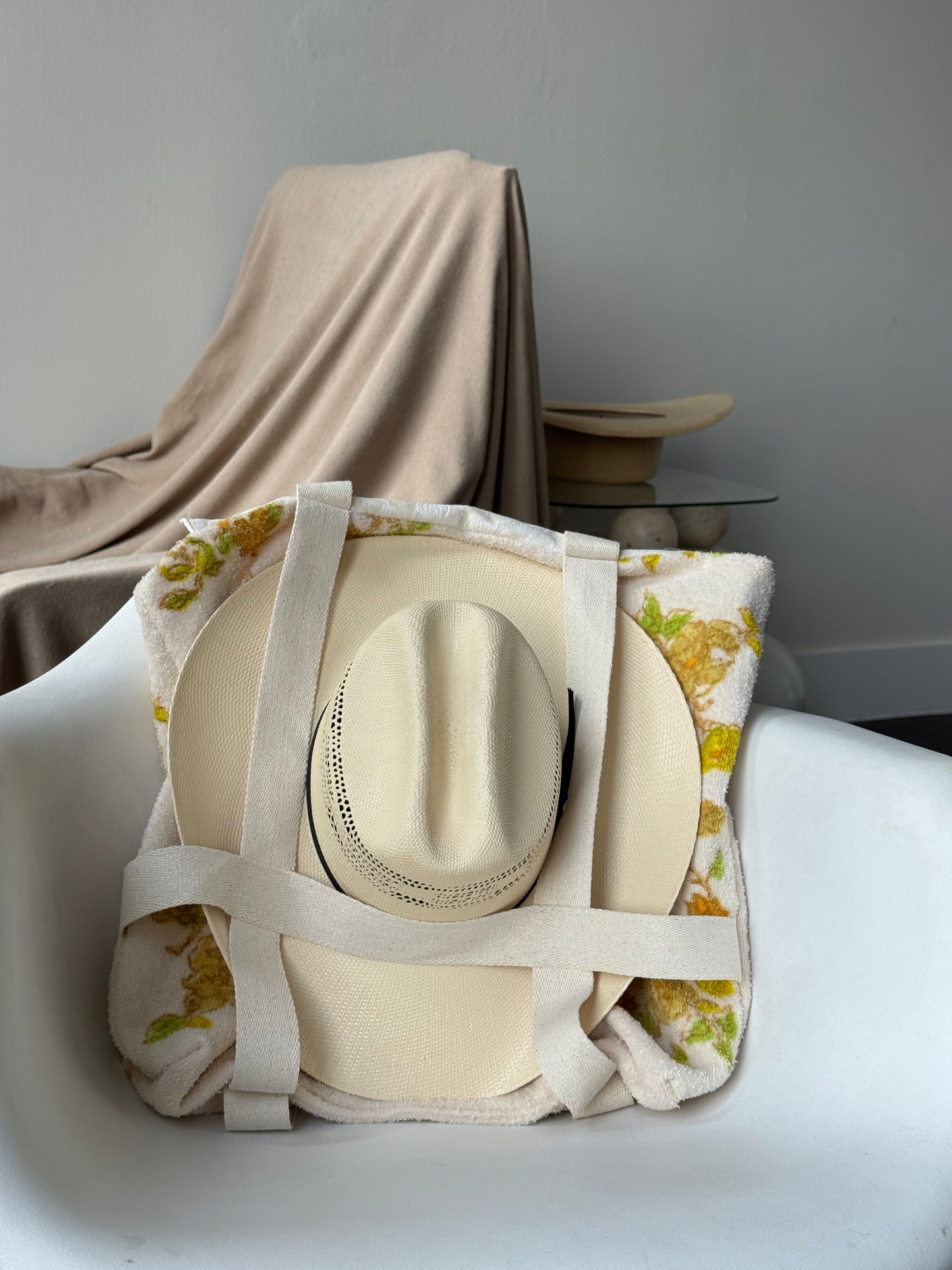 Magnus Vintage Handcrafted Cotton Tote Hat Holder Bag