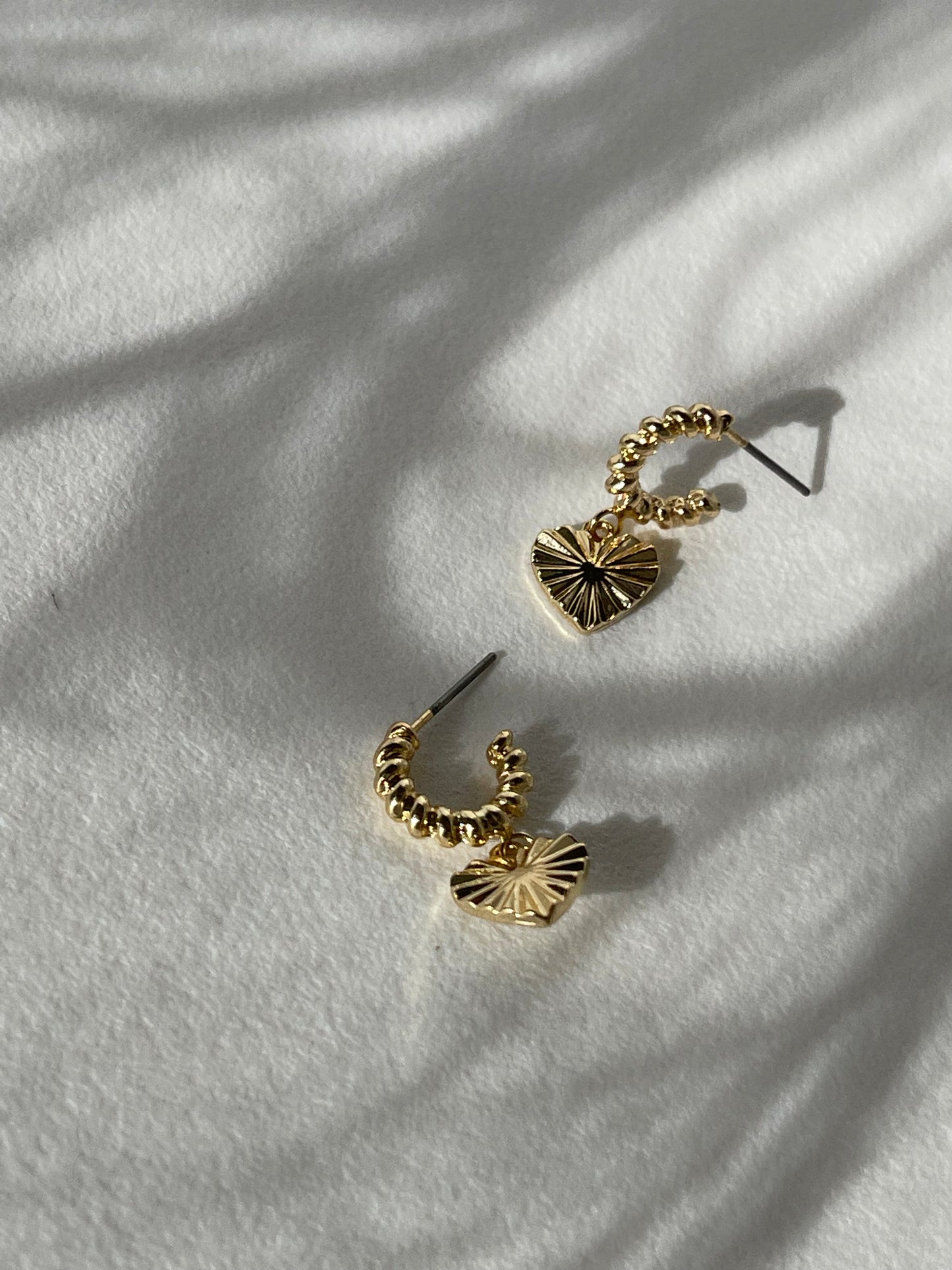 Heart Drop Sunburst Hug Hoop Earring In Gold