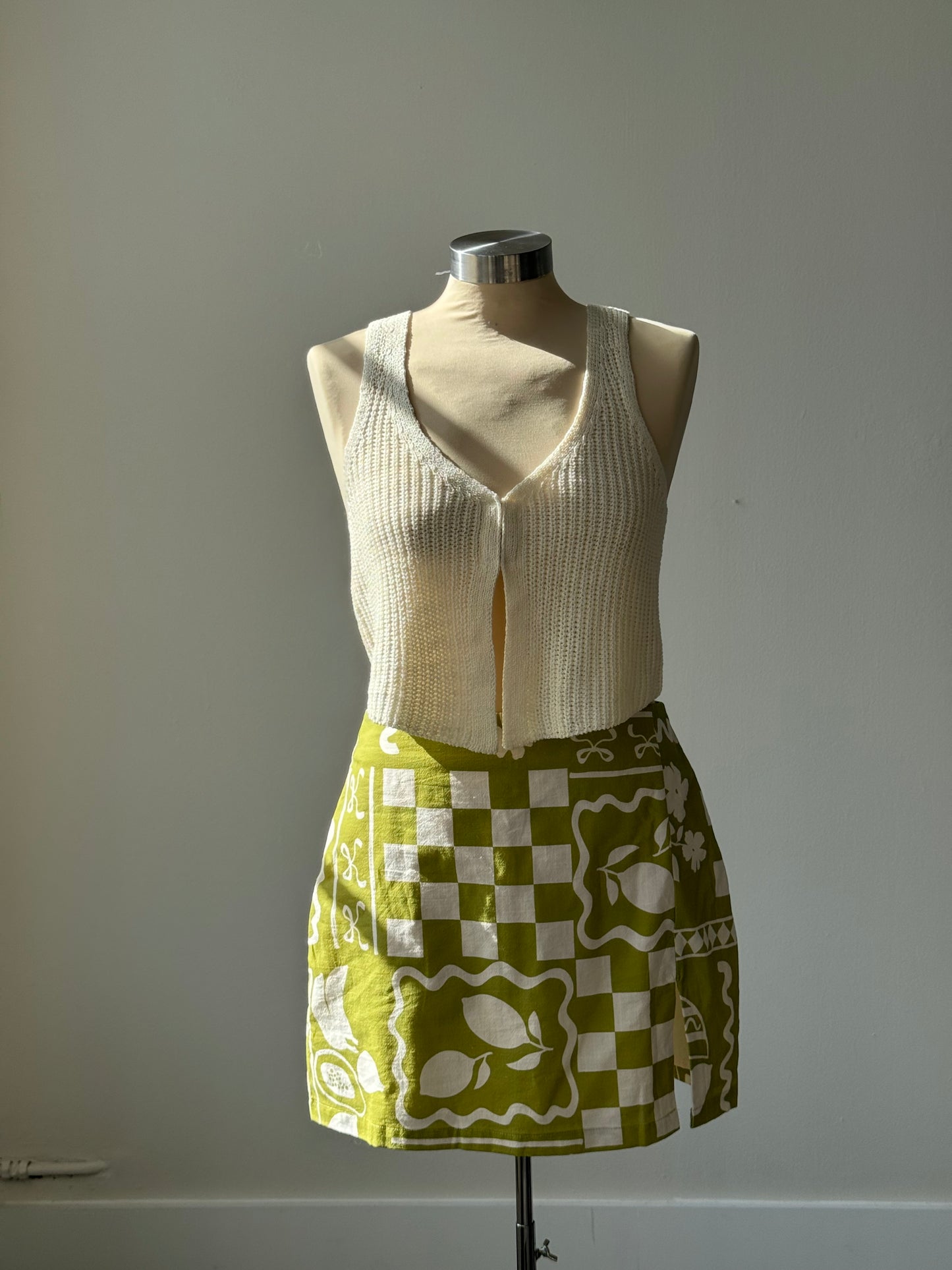 Harper Cotton Slit Front Mini Skirt In Avocado