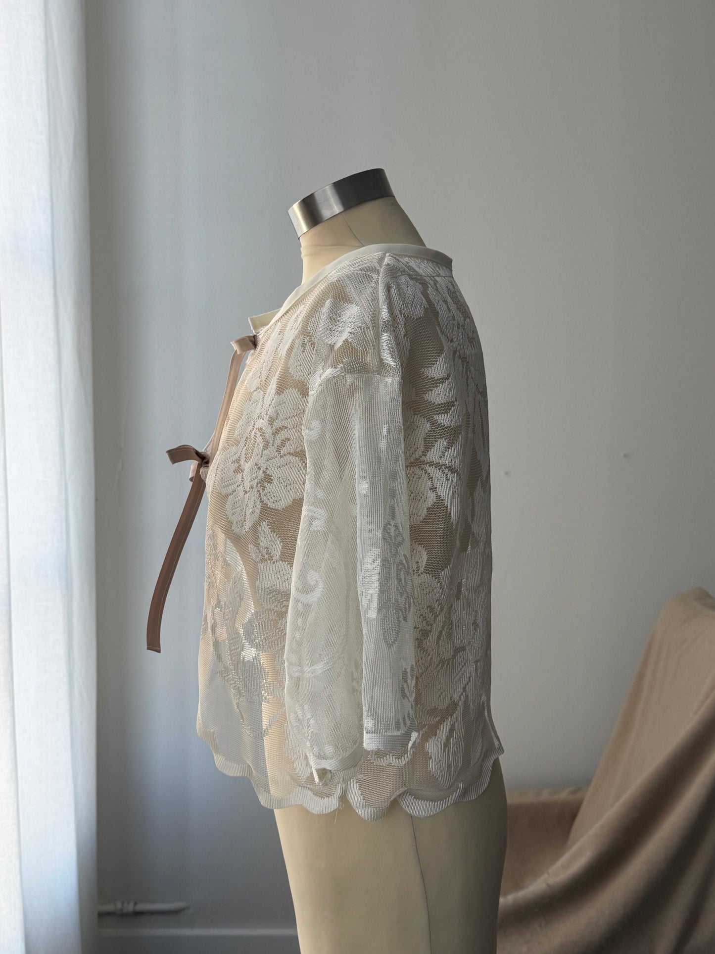Sherie Handcrafted Vintage Lace Tie Top In Ivory