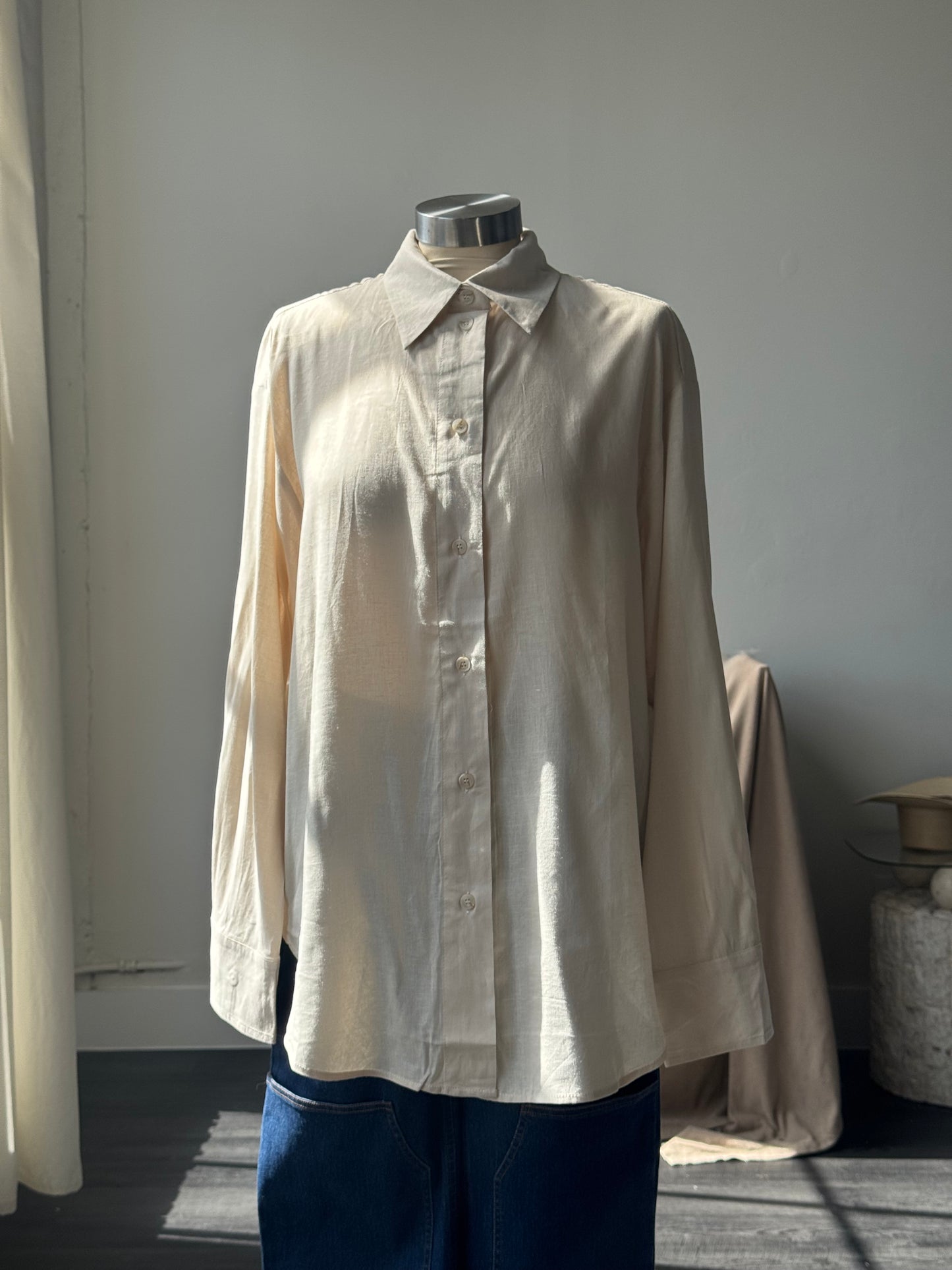 Kinsley Linen Button Down In Natural