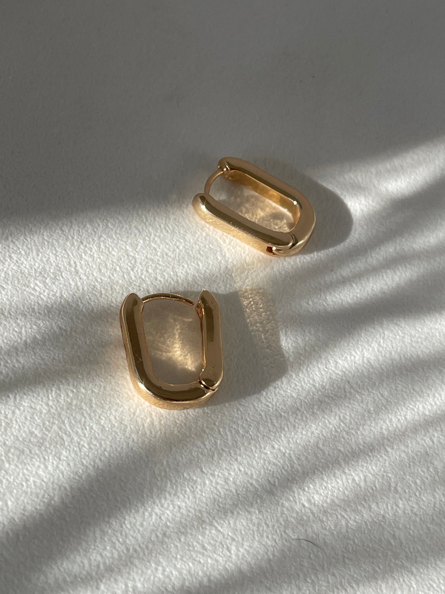 Sean Stainless Steel Hug Hoop Earring In Gold