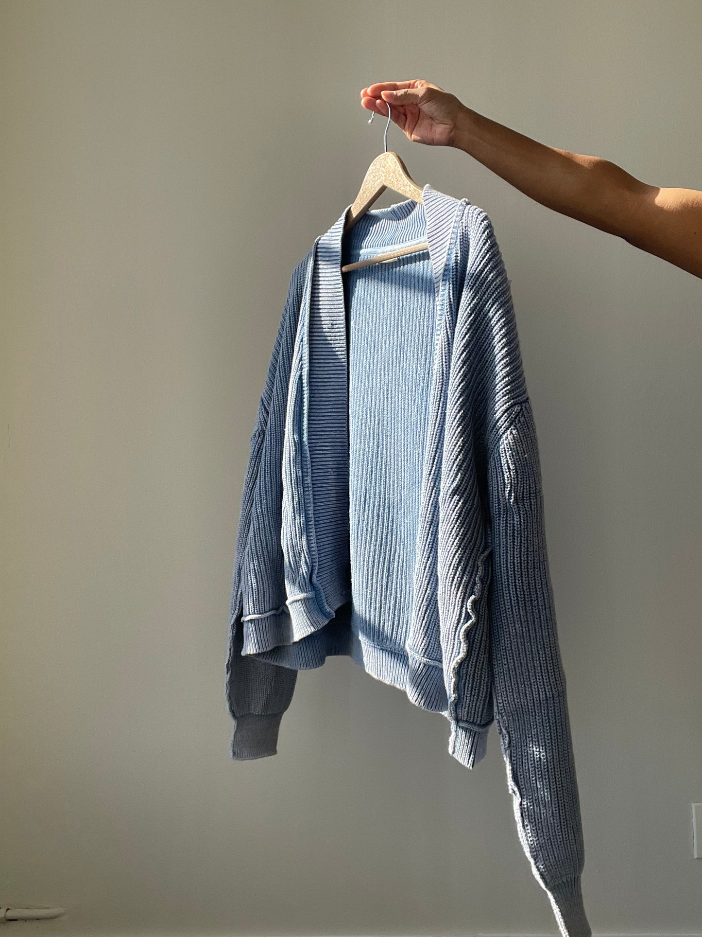 Daniel Cotton Classic Crop Knit Open Front Sweater In Acid Denim