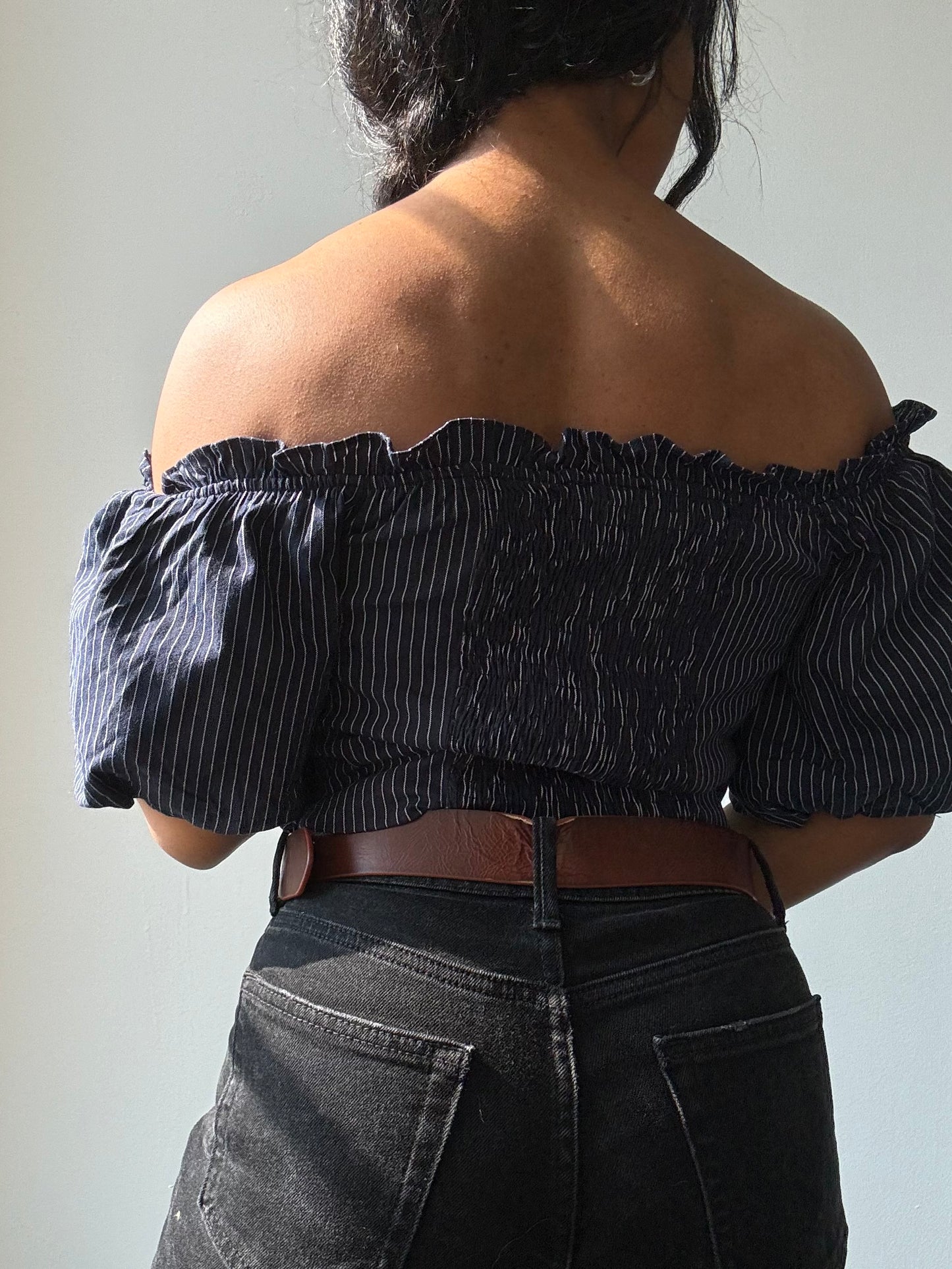Lori Cold Shoulder Pinstripe Puff Sleeve Crop Top In Navy