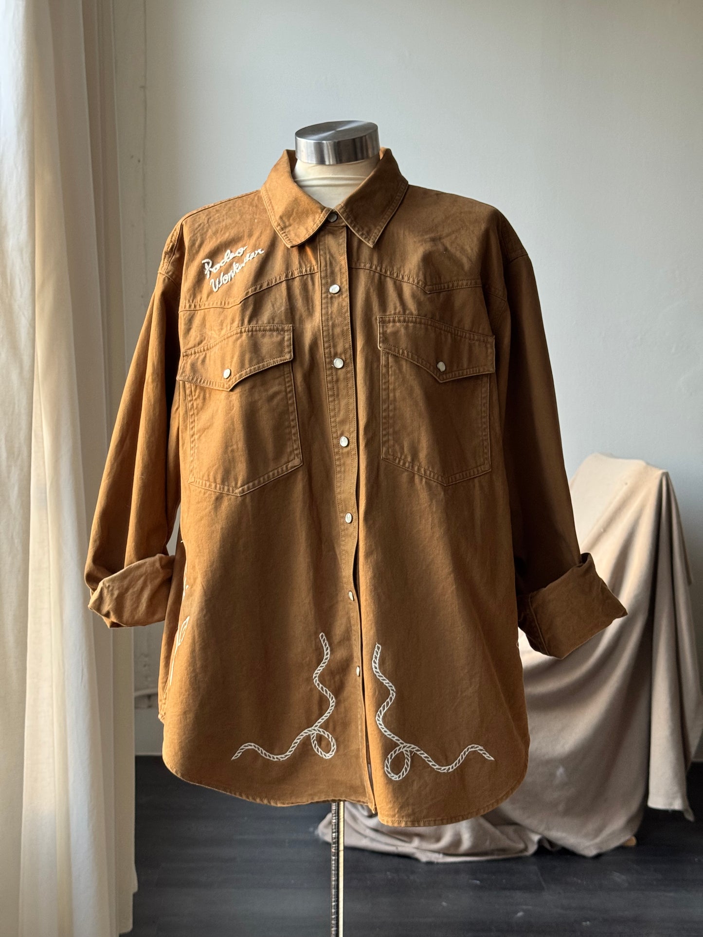 Jaxson Handcrafted Embroidered Rodeo Workwear Shacket In Coffee