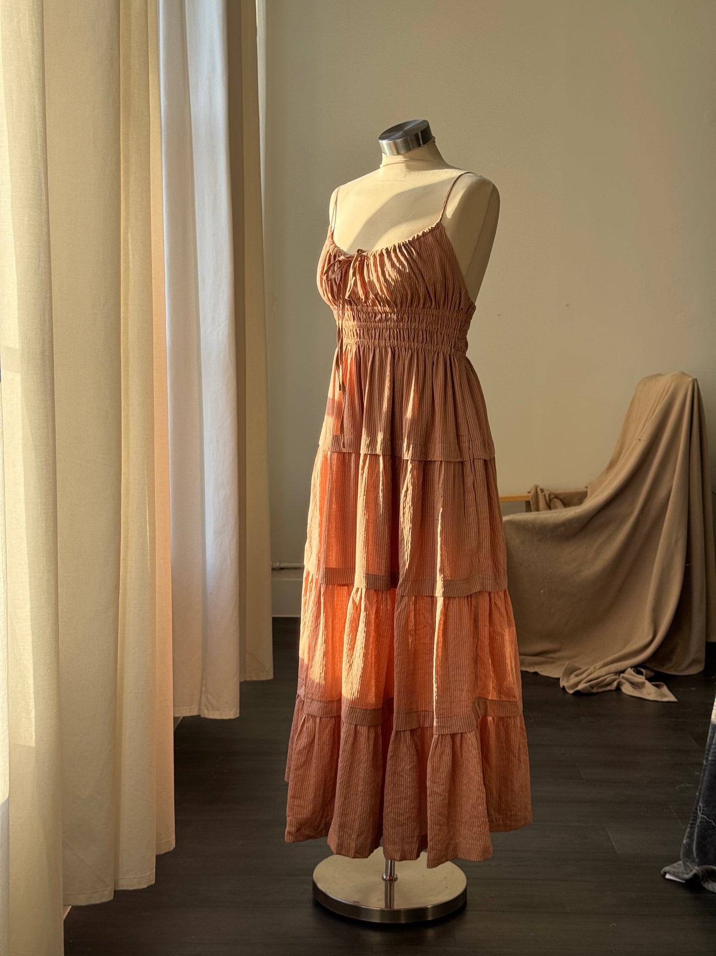 Marcelus Cotton Open Back Tiered Maxi Dress In Mocha