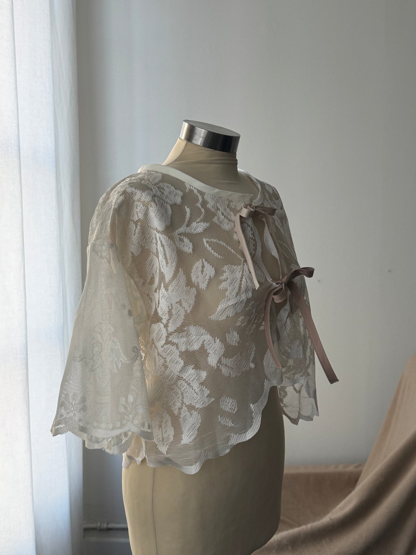 Sherie Handcrafted Vintage Lace Tie Top In Ivory