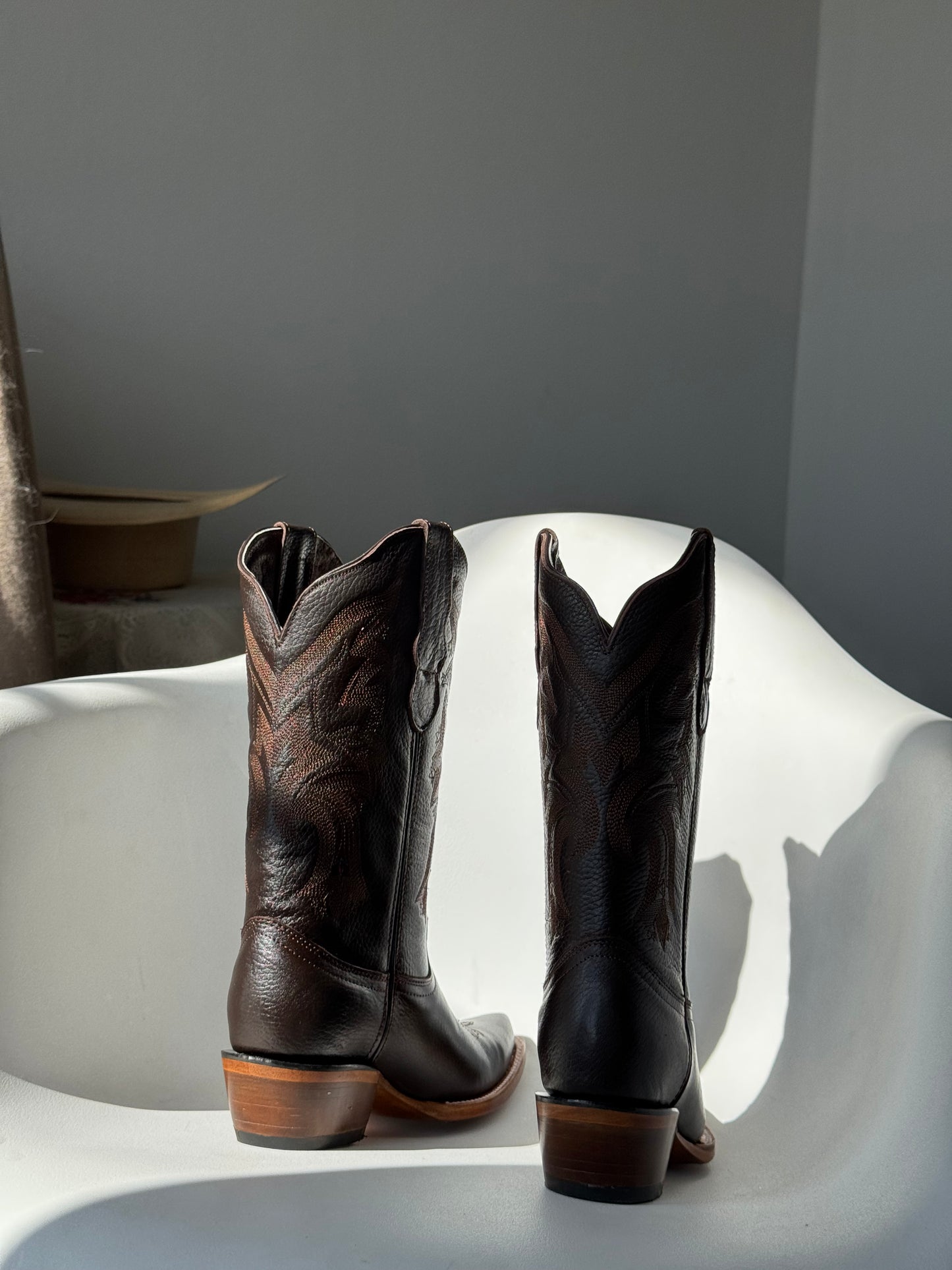Abby Classic Genuine Leather Boot In Cafe