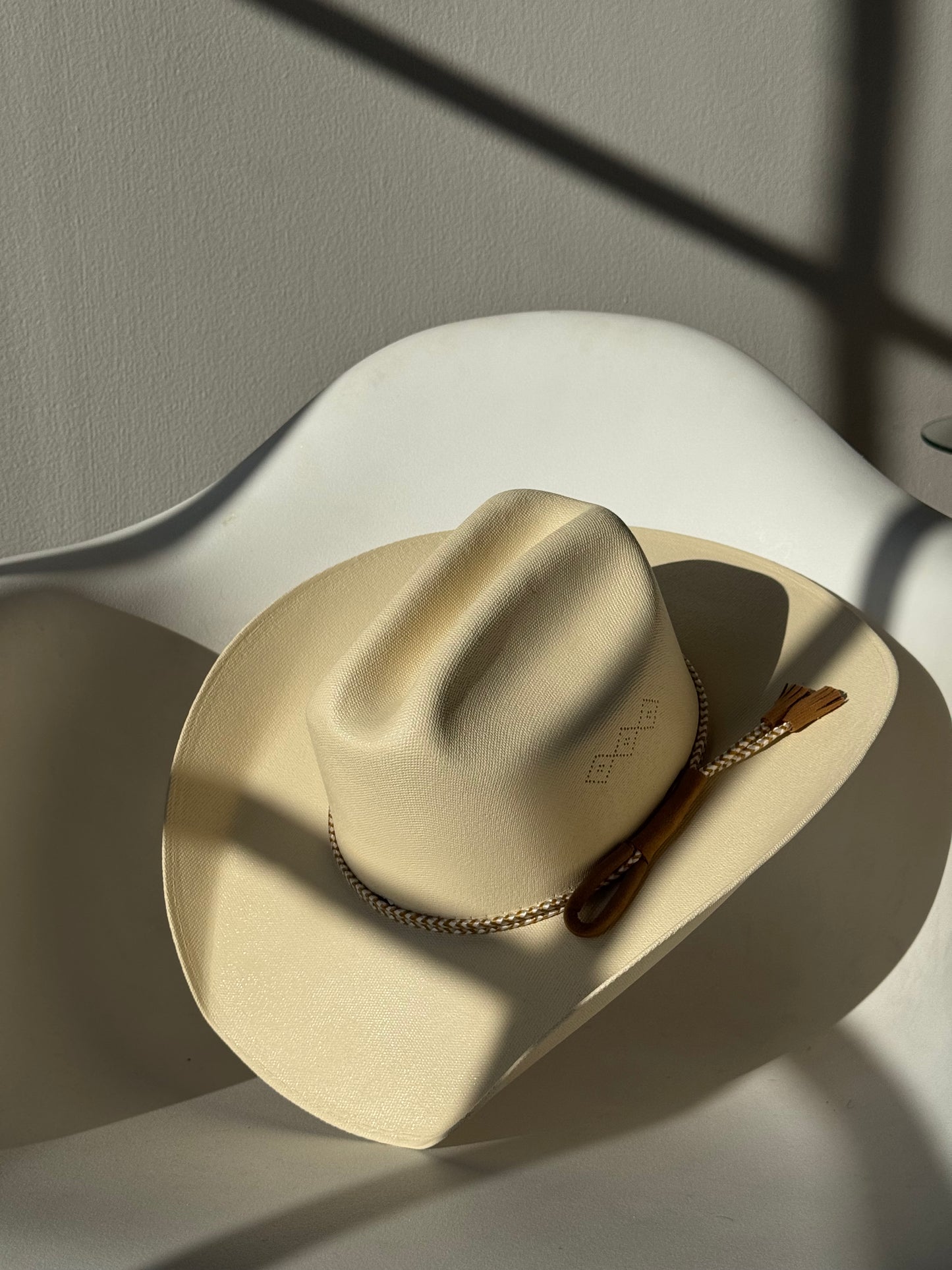 Aiden Classic Straw Cowboy Hat W/ Tassel Pipping