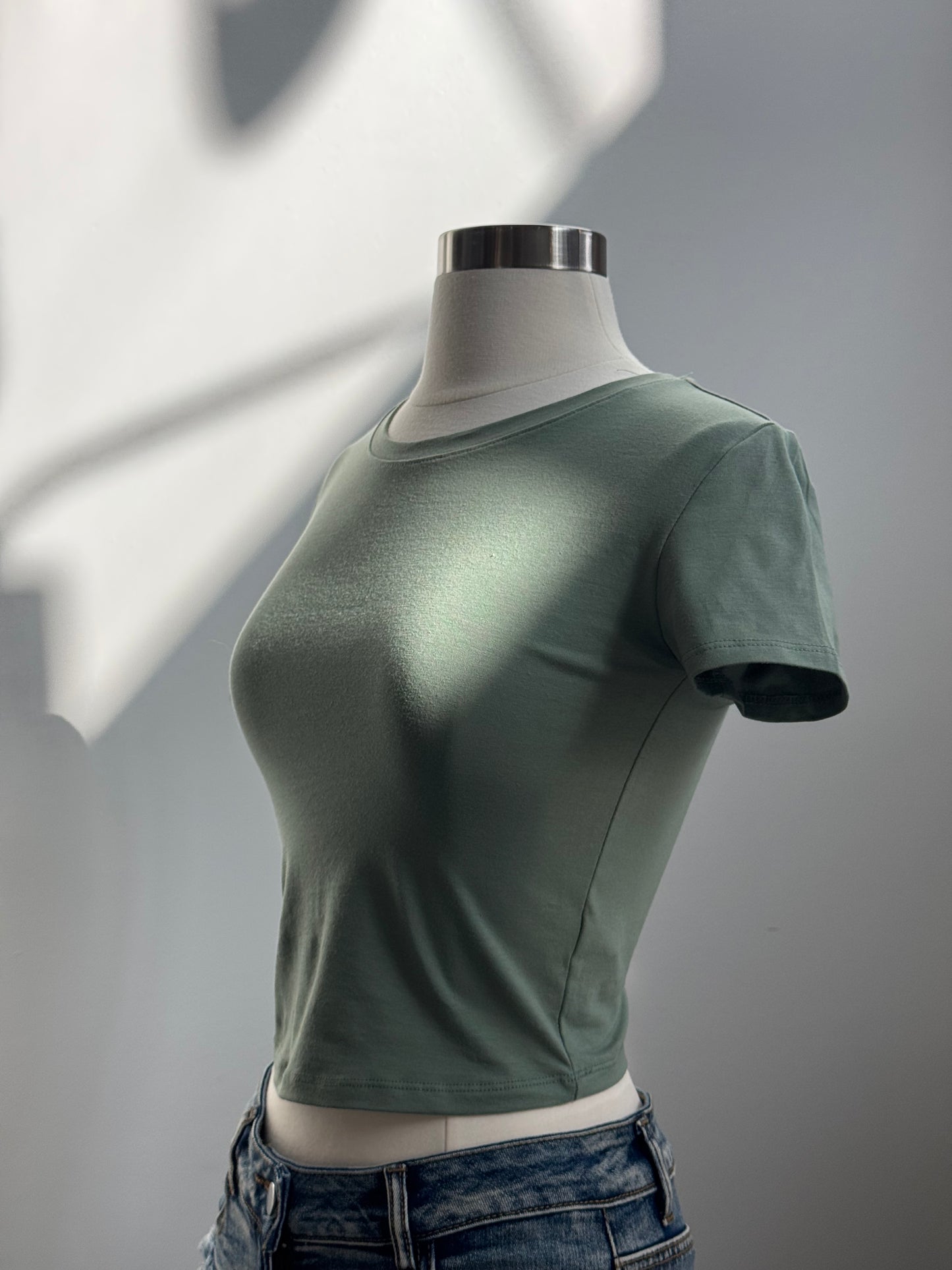 Frankie Classic Cotton Baby Tee In Avocado