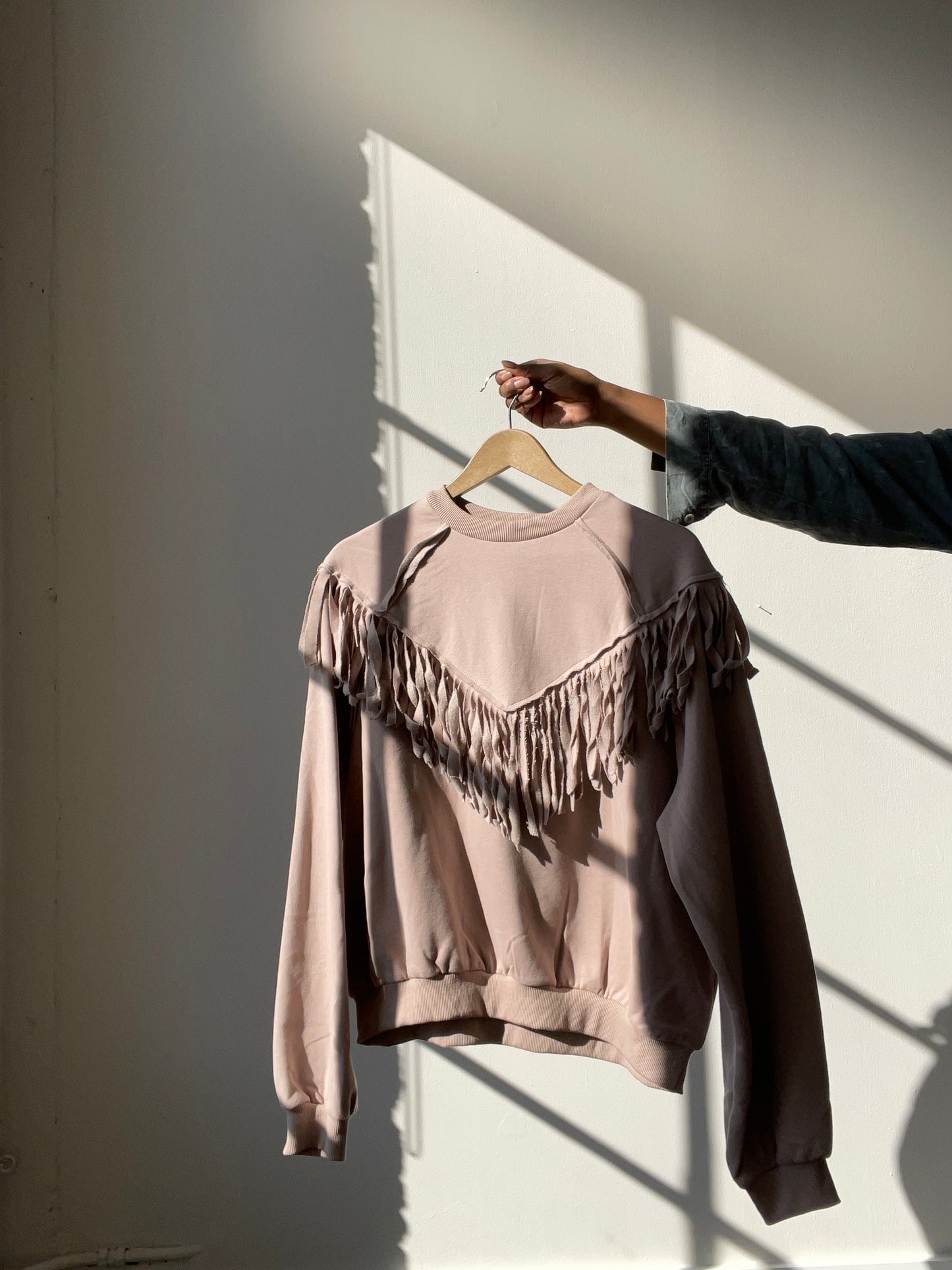 Kalon Cotton Crewneck Western Style Fringe Pullover In Sand