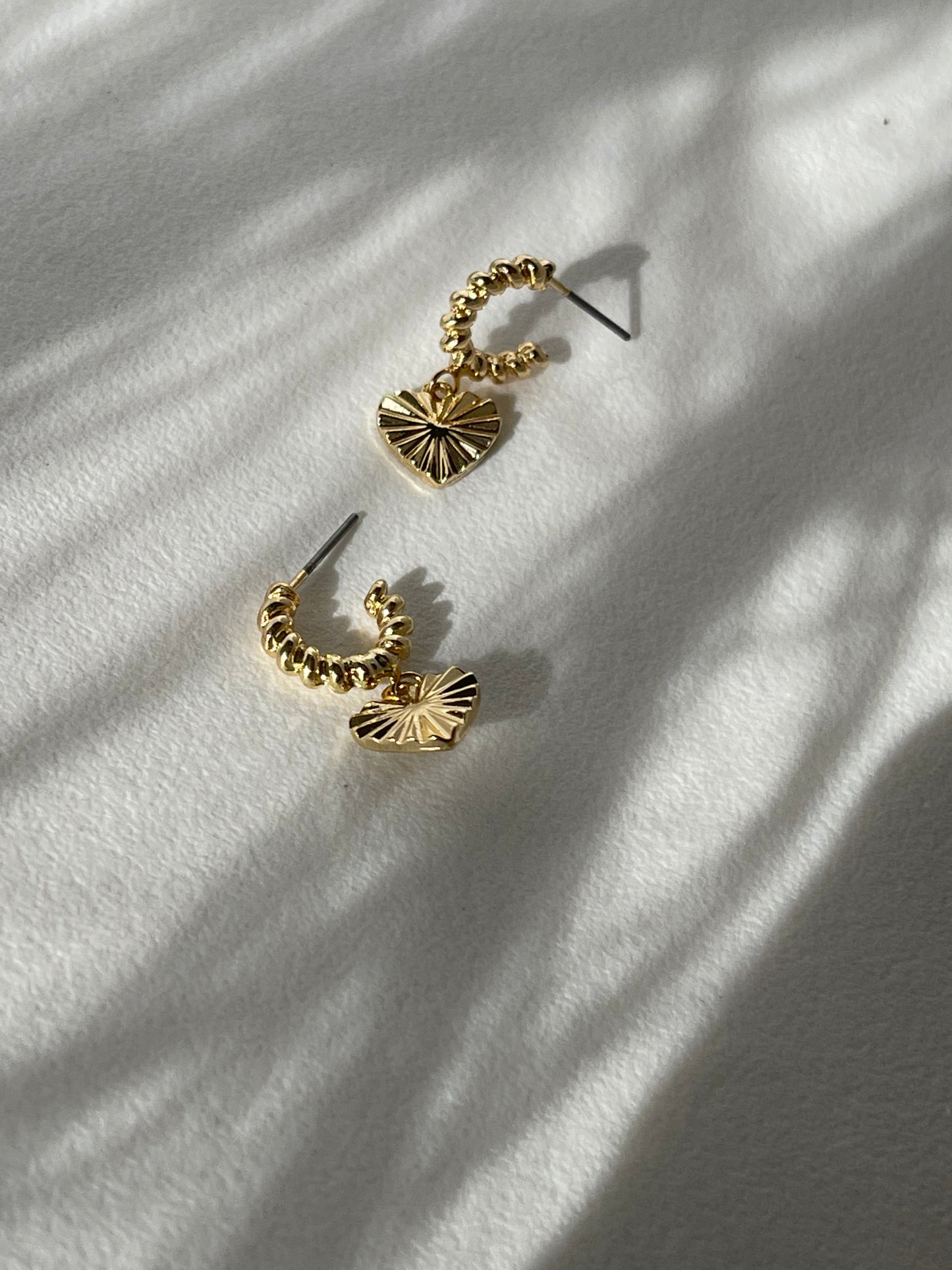 Heart Drop Sunburst Hug Hoop Earring In Gold