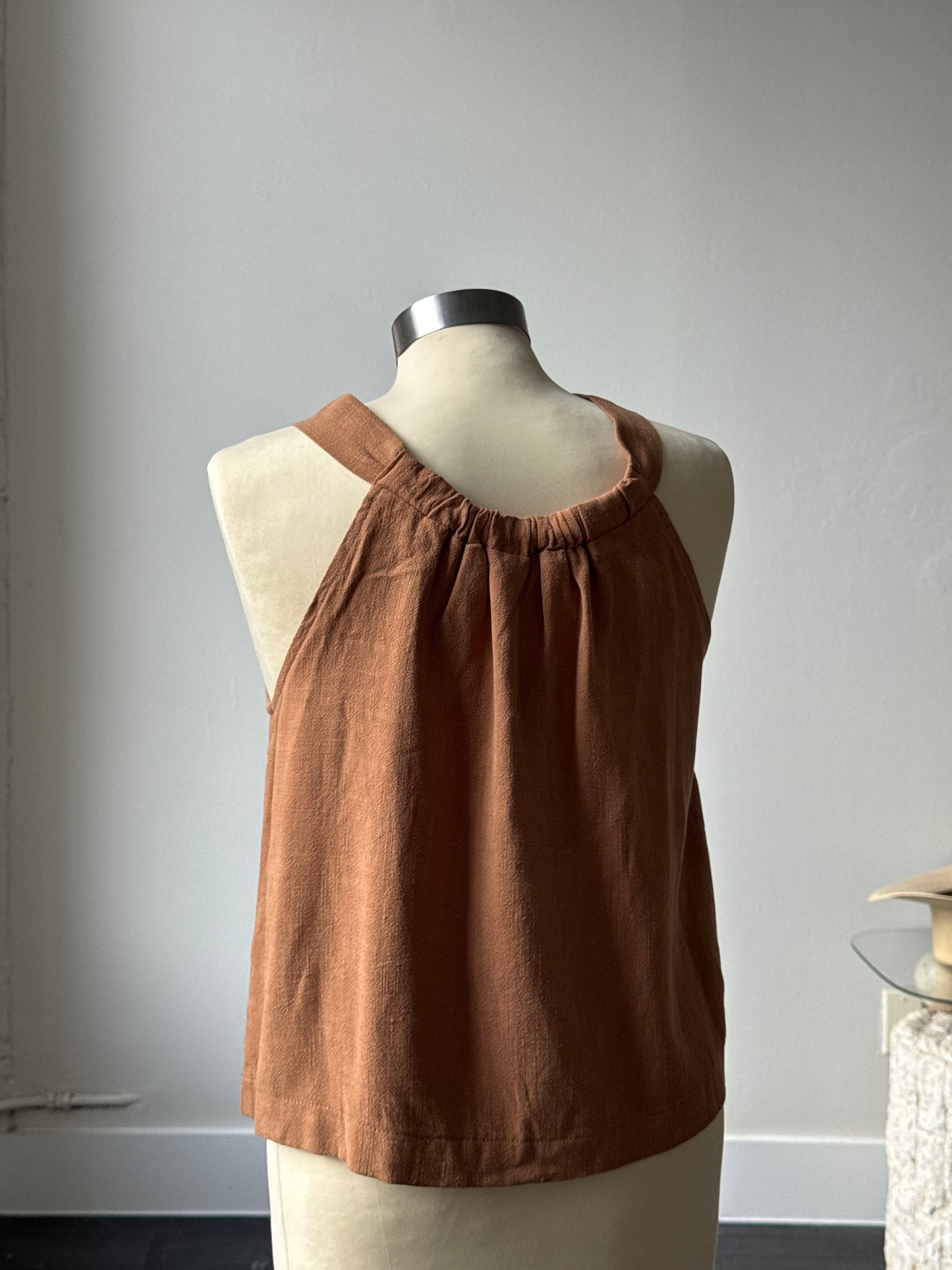 Teagan Linen Button Front Halter Tank Top In Rust