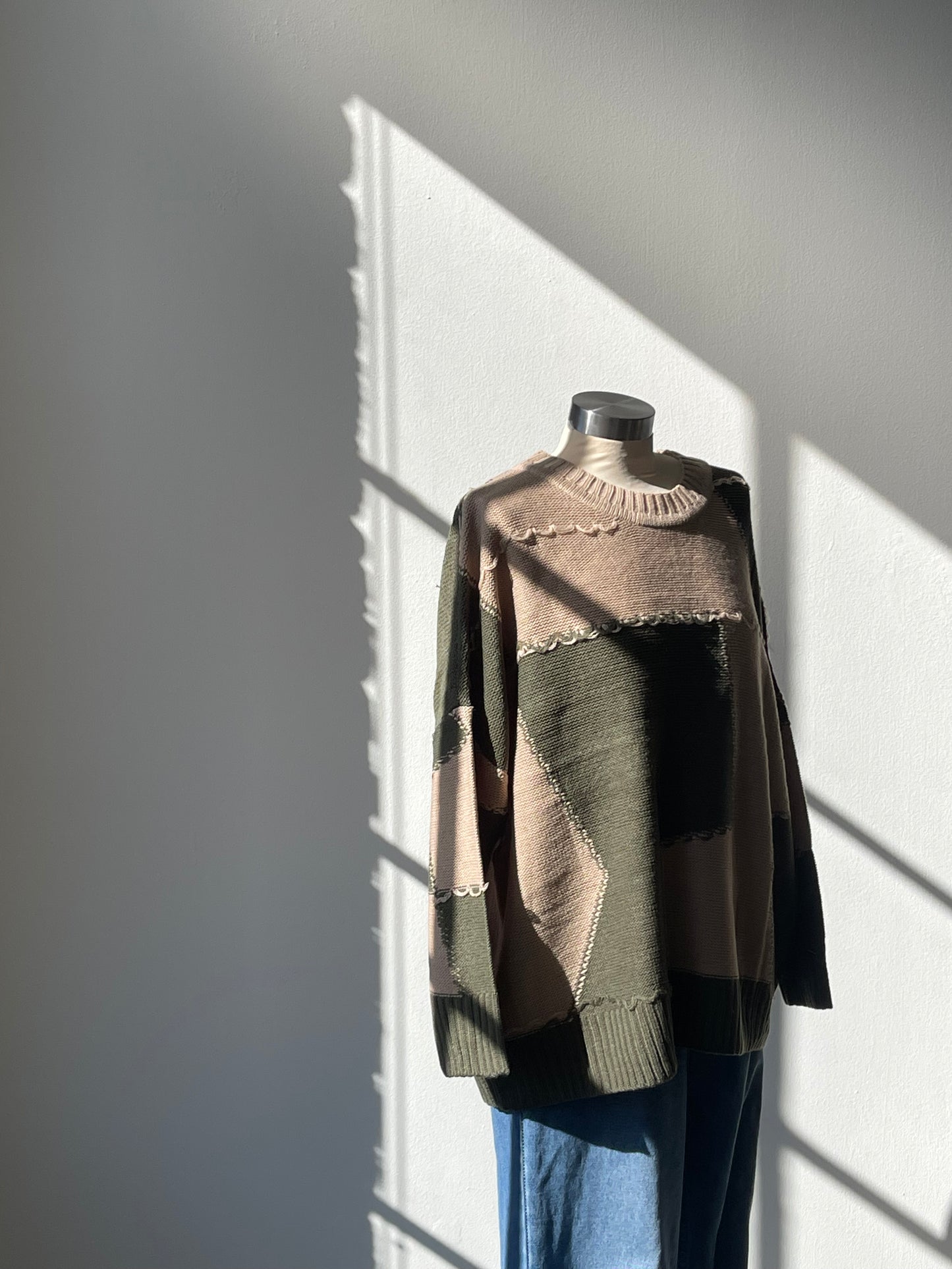 Nico Distressed Color Block Sweater In Taupe Olive