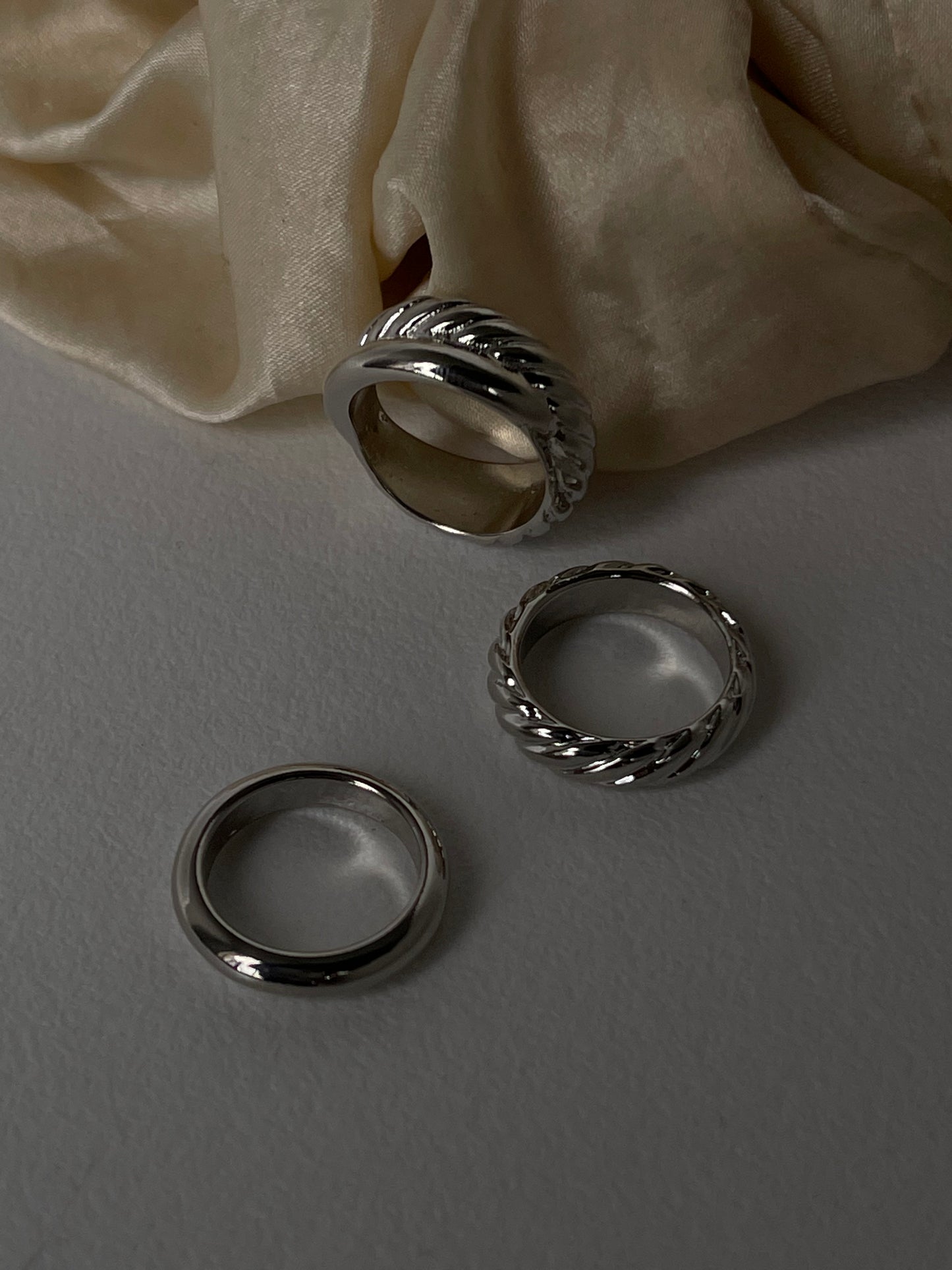 Tiffany Twist & Single Band Ring Set In Silver