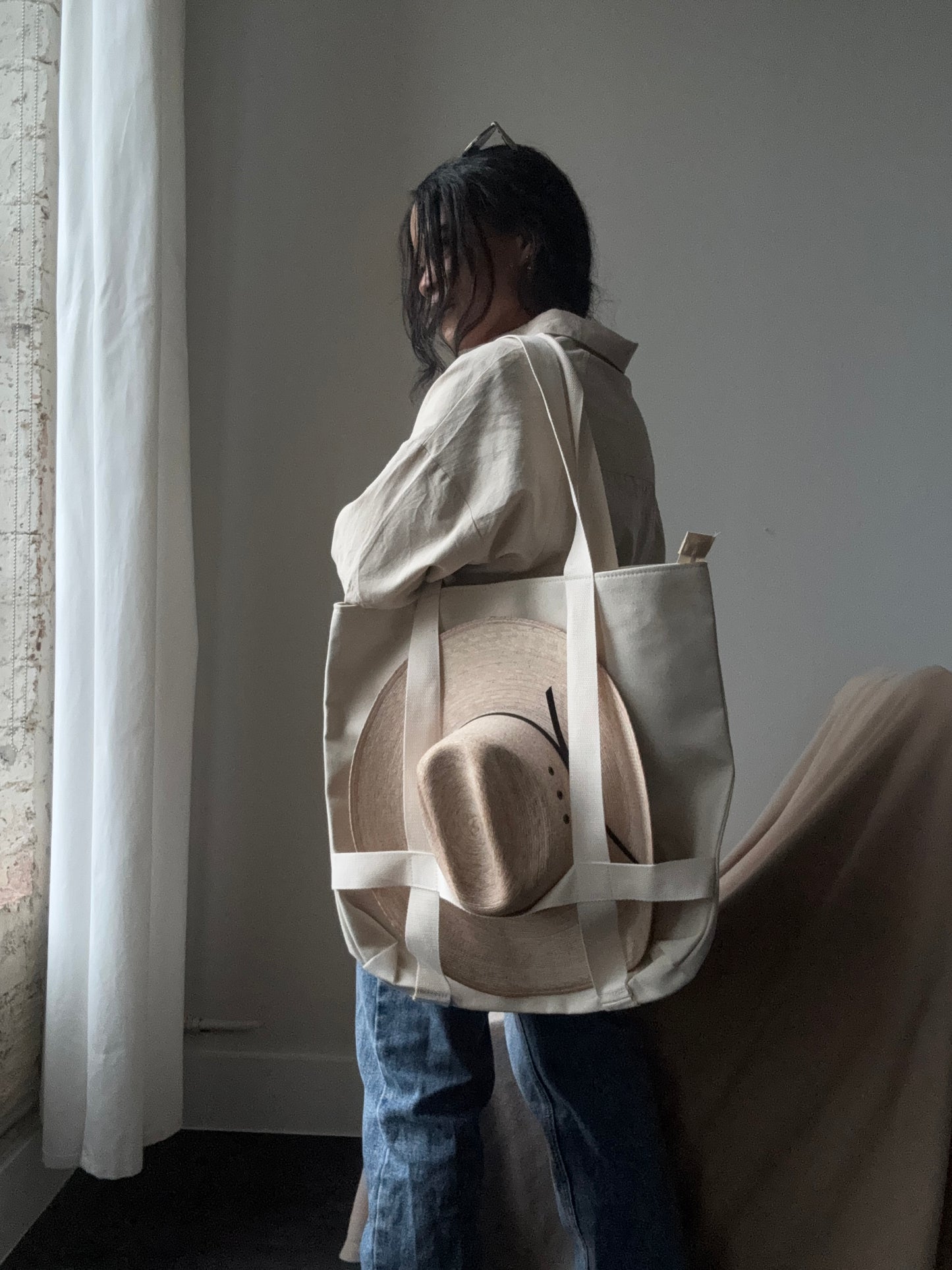 Magnus Cotton Hat Holder Tote Bag In Natural