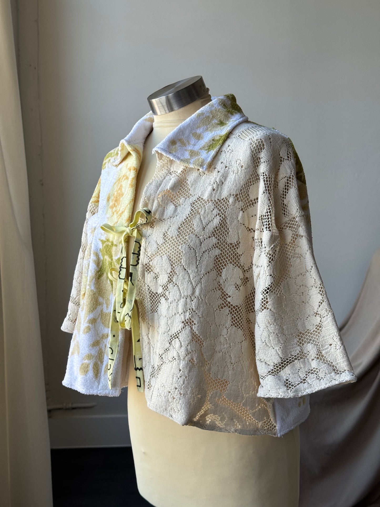 Judy Handcrafted Vintage Tie Front Short Sleeve