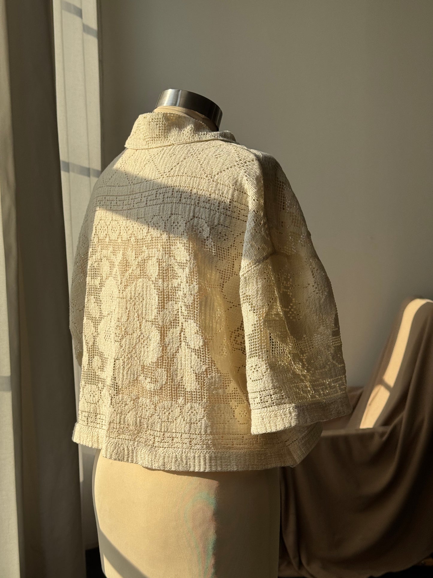 Judy Handcrafted Vintage Crop Top In Vanilla