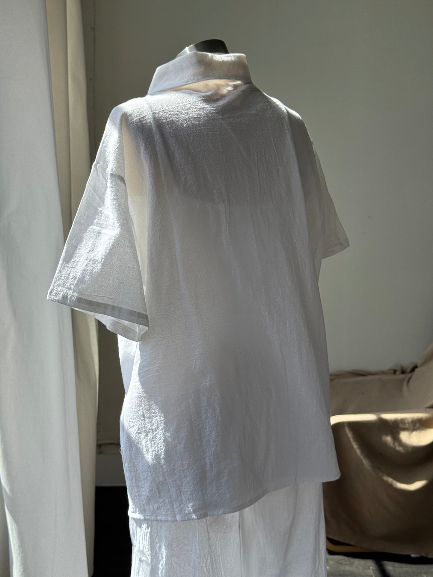 Melissa Cotton & Linen Short Sleeve Button Down In White