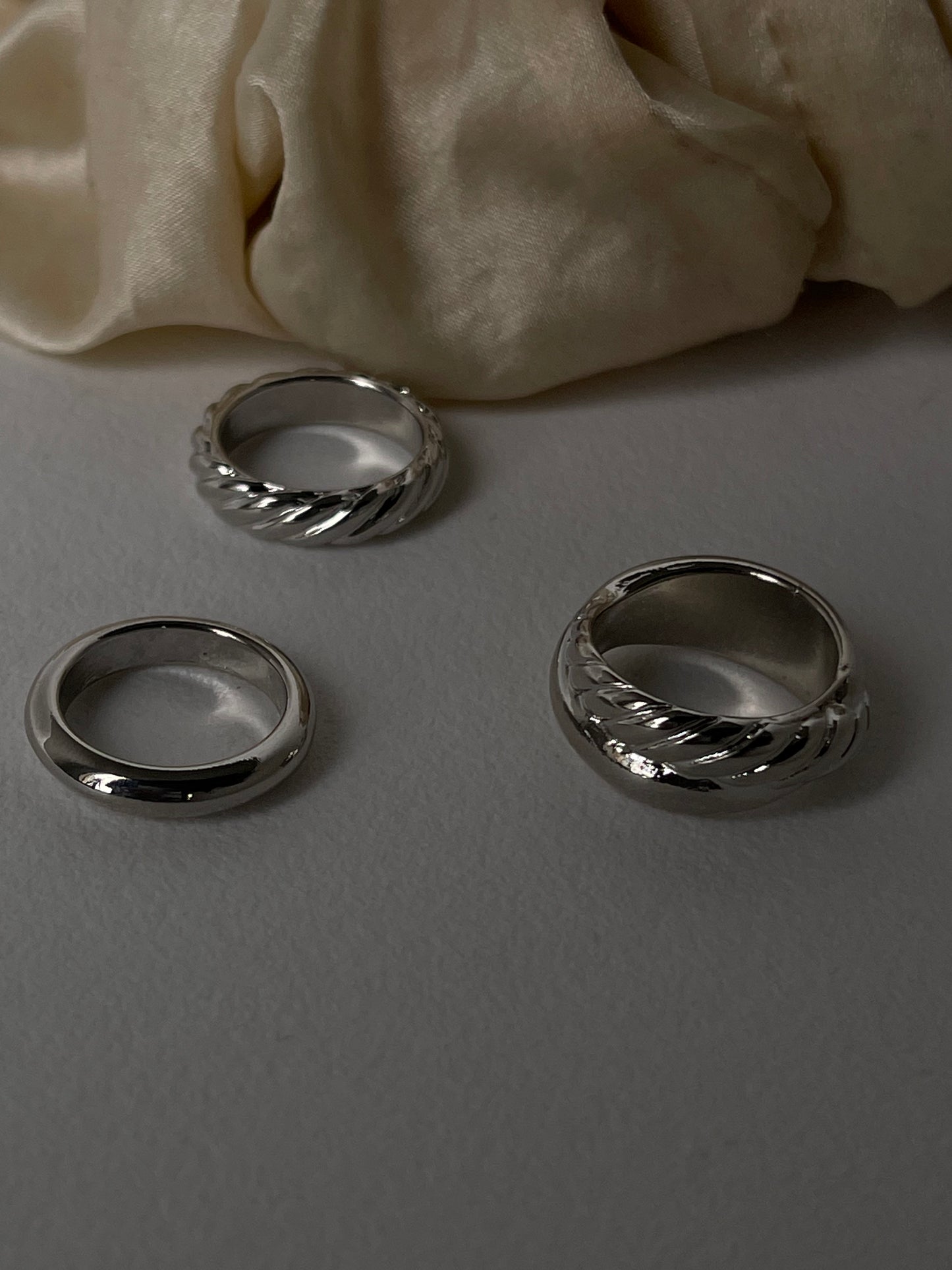 Tiffany Twist & Single Band Ring Set In Silver