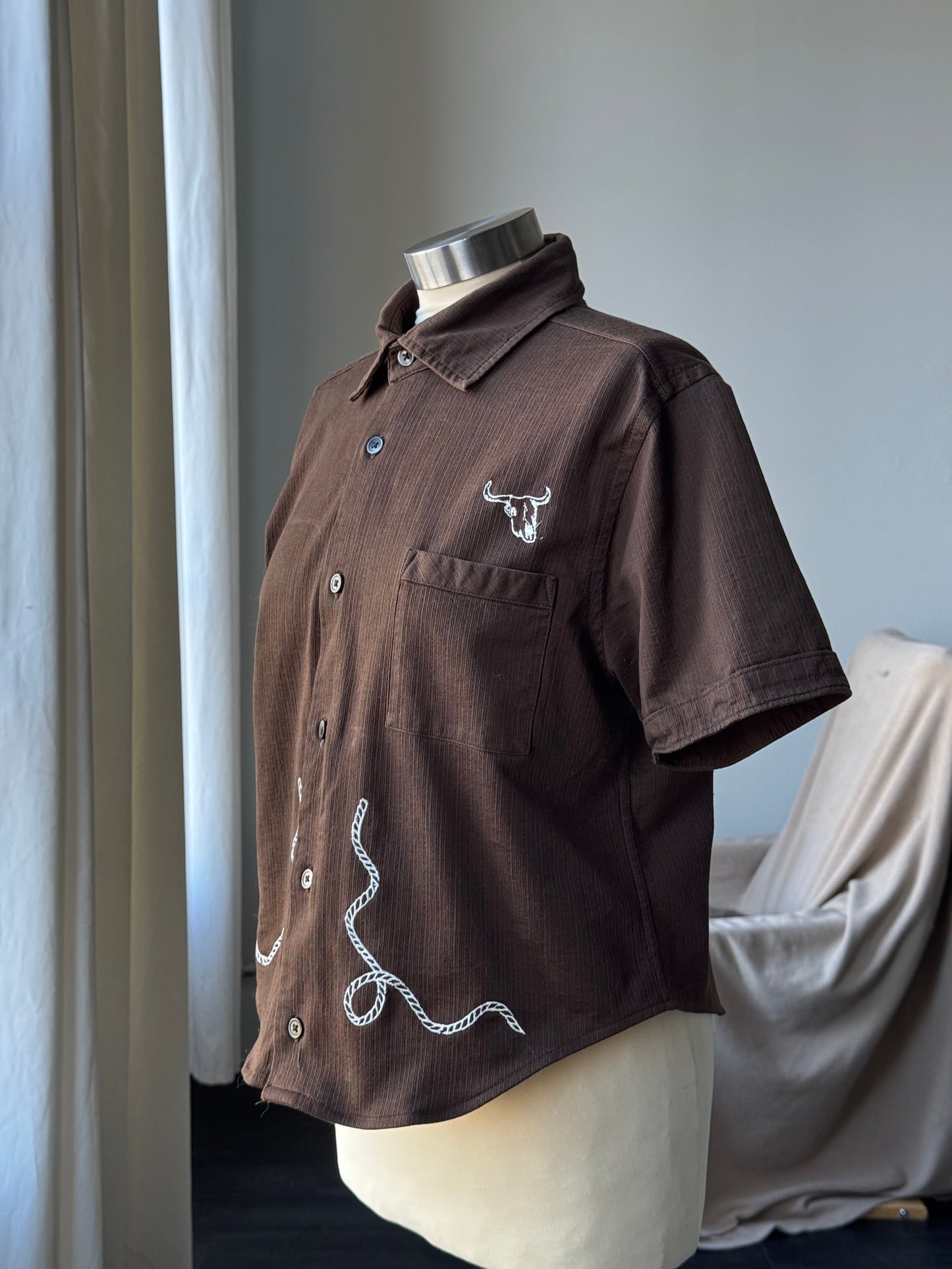 Judy Handcrafted Sad Songs Cropped Linen Button Down Short Sleeve In Brown
