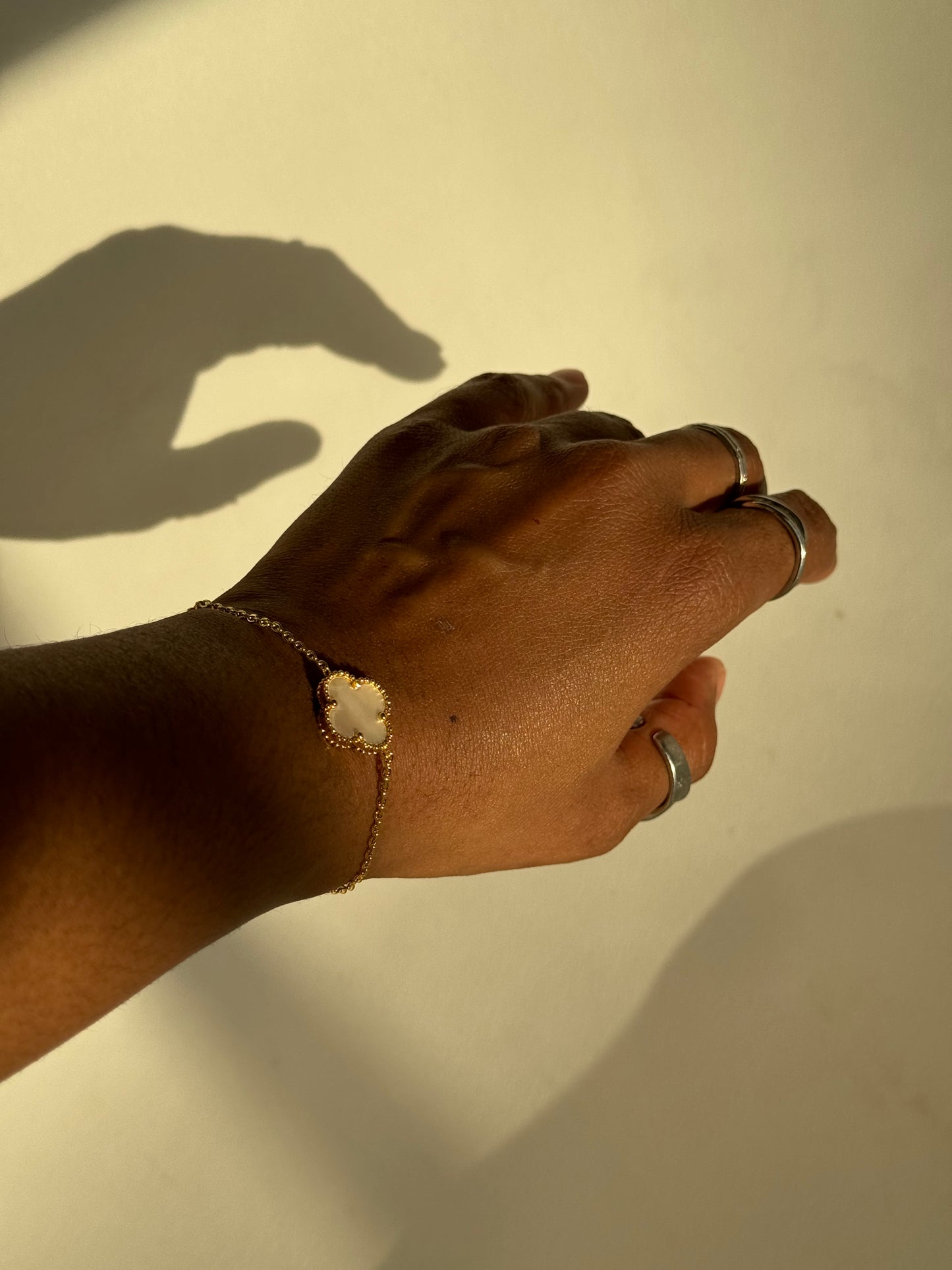 Clover Stainless Steel Marble Bracelet In Gold