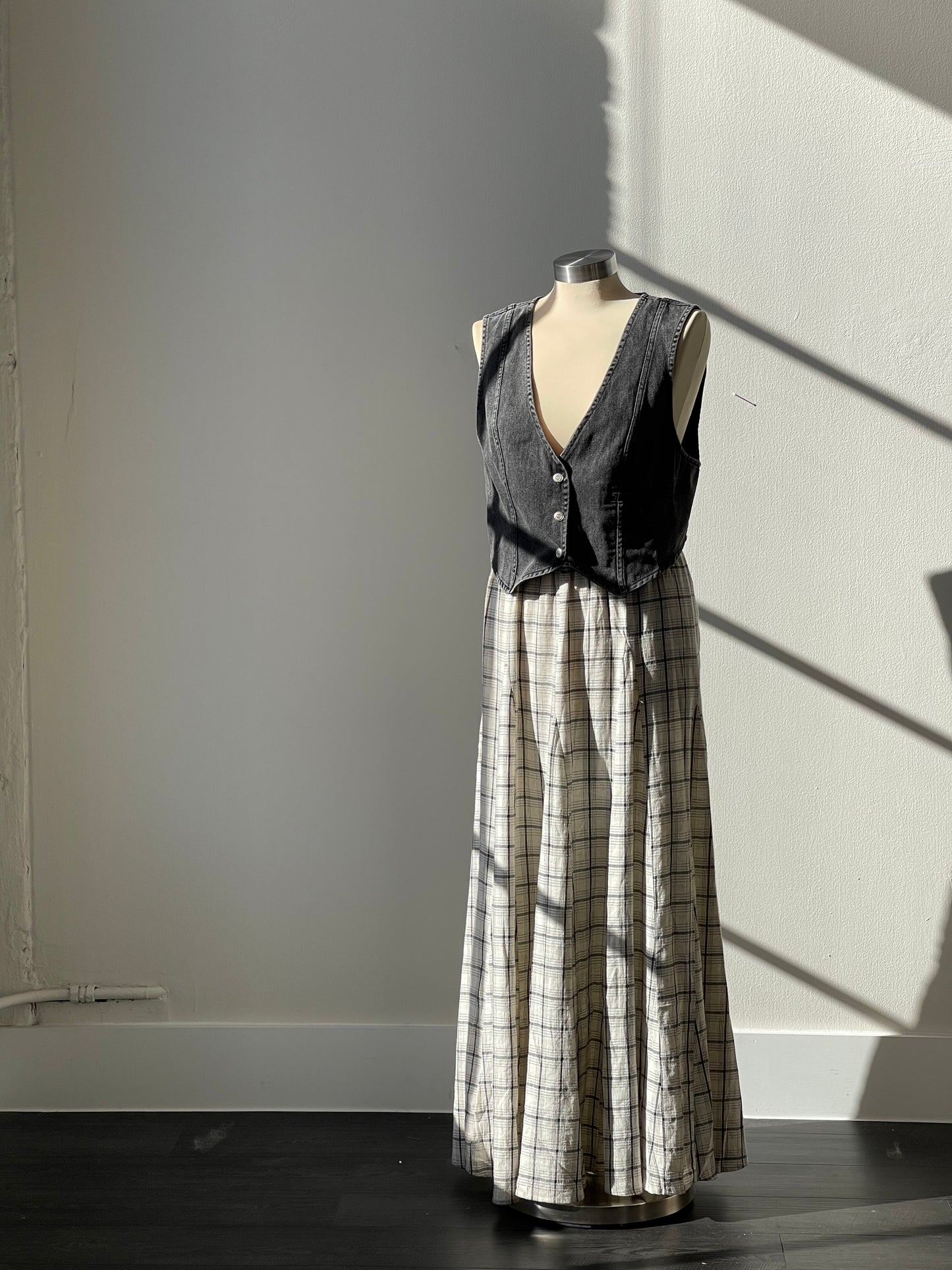 Eastwood Classic Western Acid Wash Denim Vest In Black