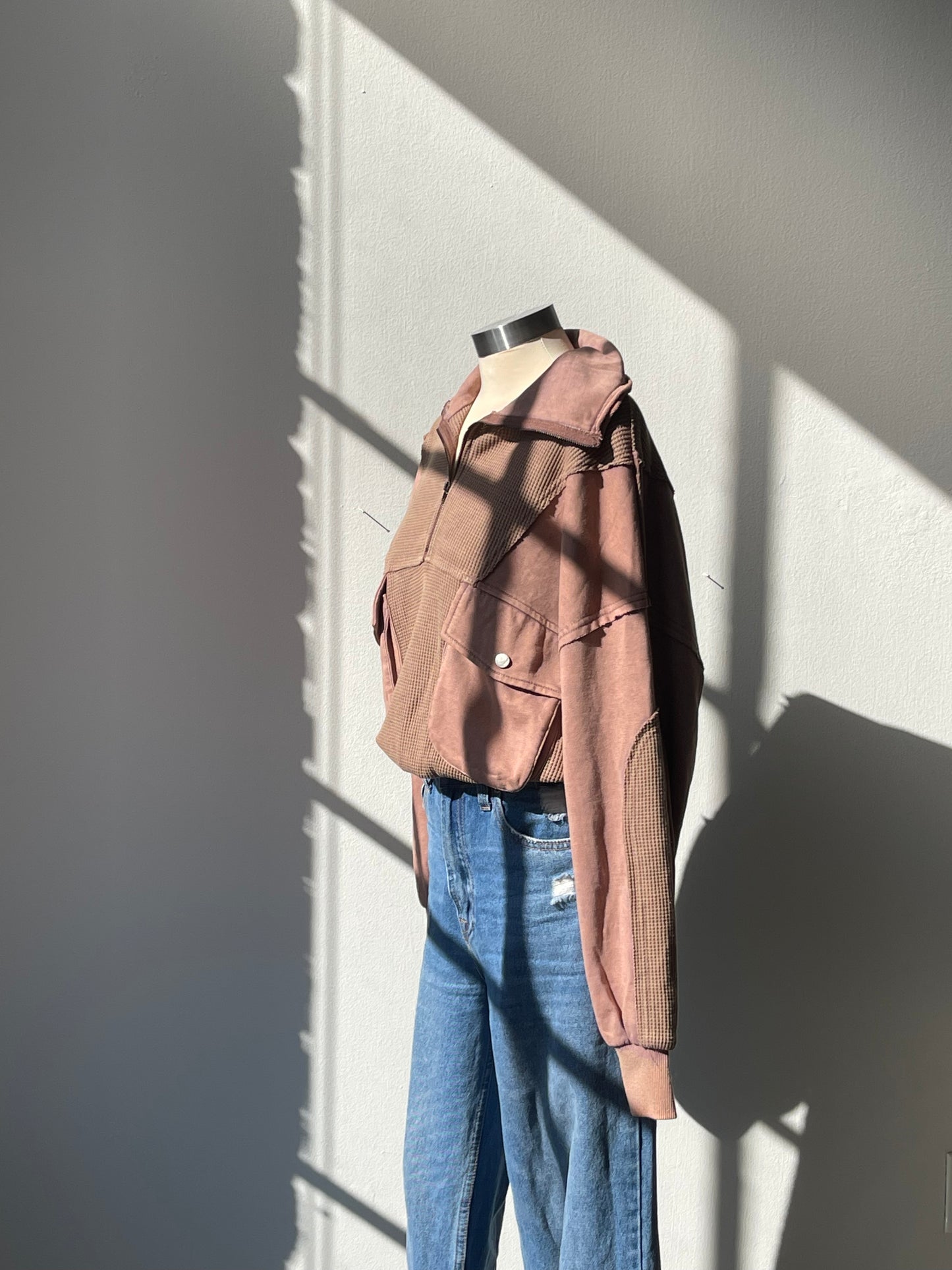 Sailor Cotton Dad Funnel Neck Utility Lightweight Pullover In Mocha 