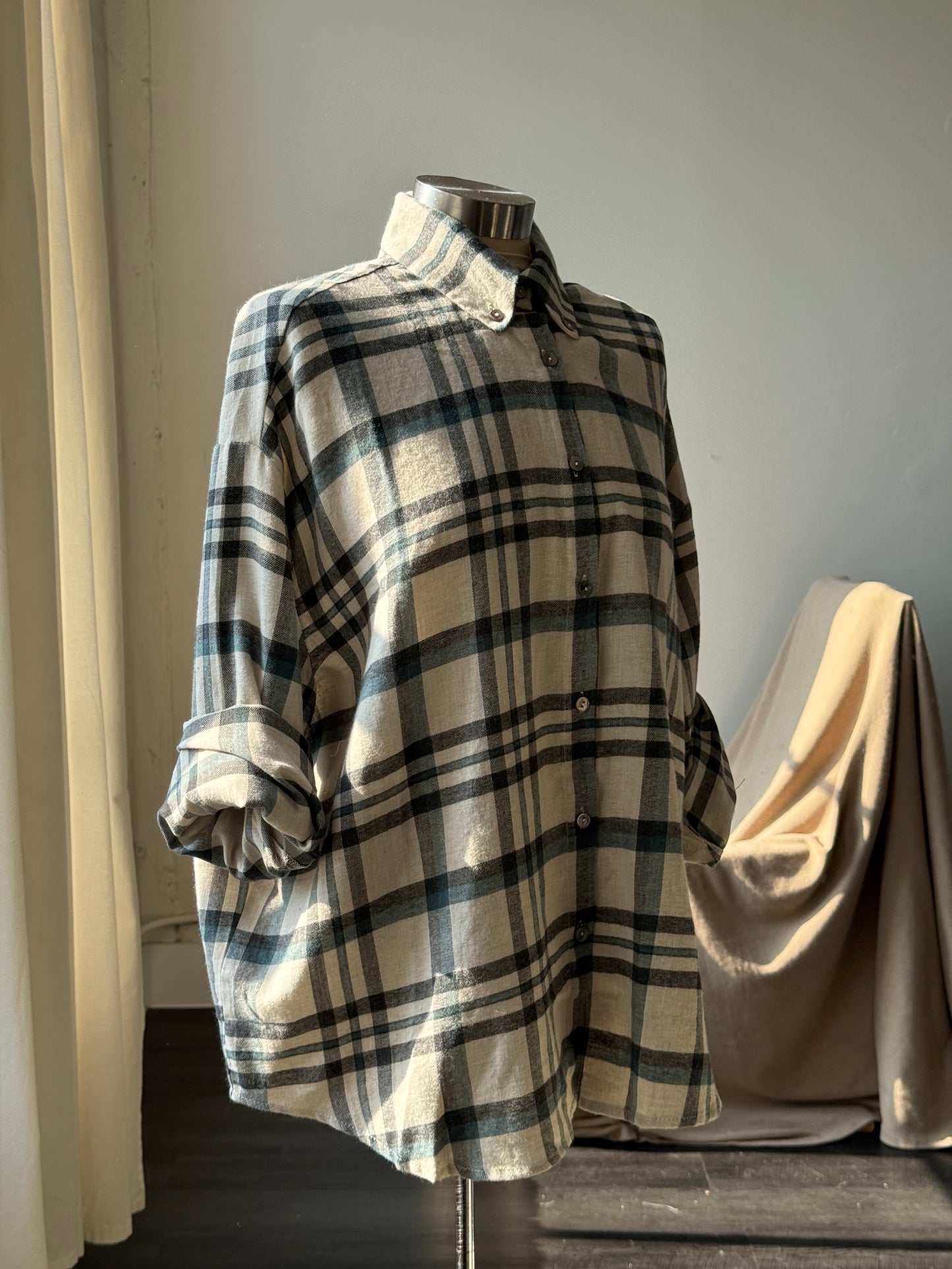 Quinn Cotton Plaid Button Down In Forest