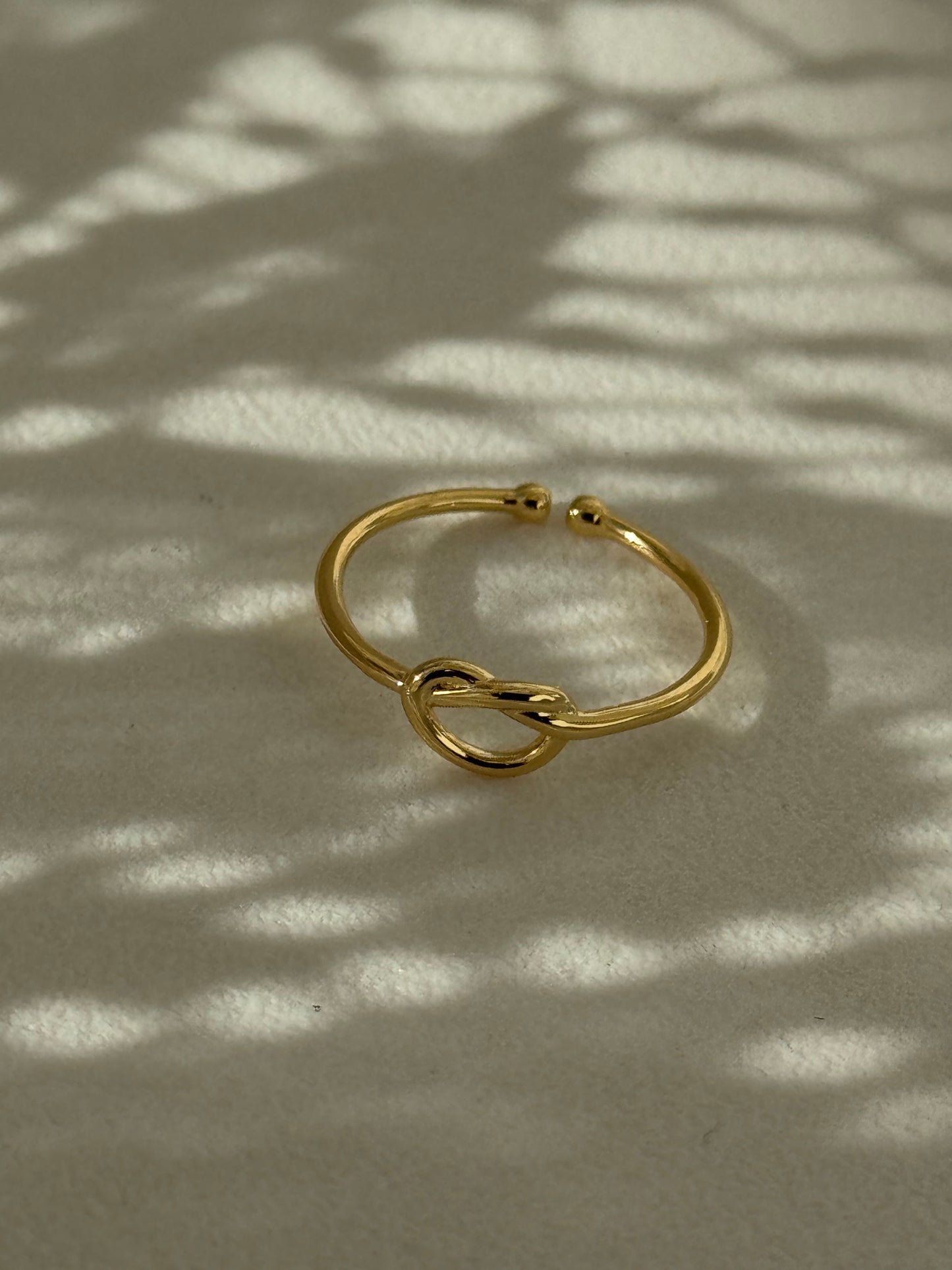 Forney Forgot Me Knot Ring In Gold 