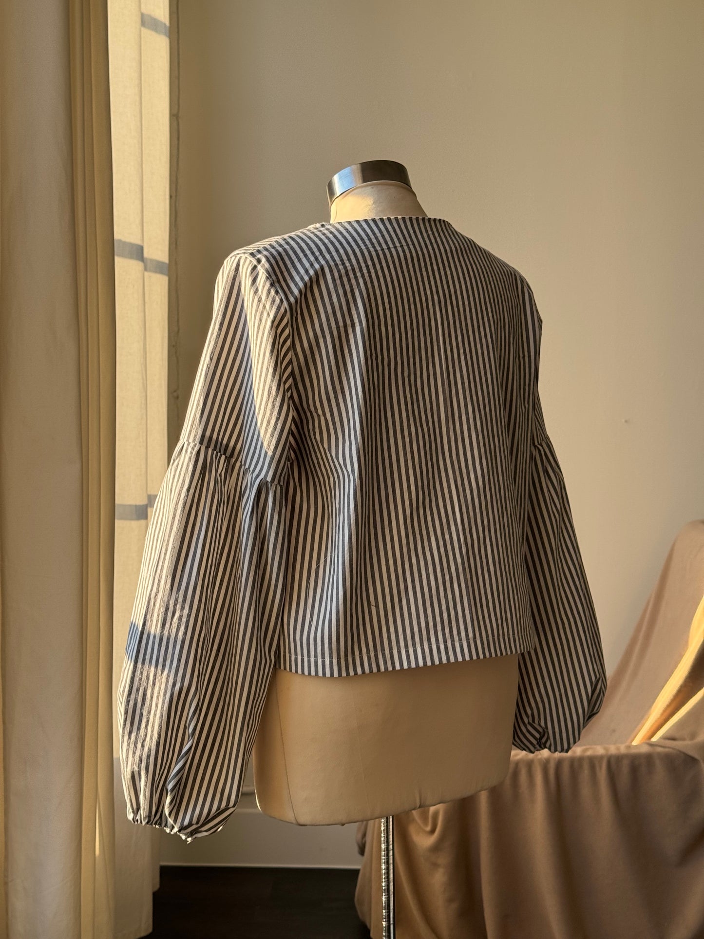Brenda Faye Handcrafted Striped Lantern Sleeve Tie Front Top an Ash Black