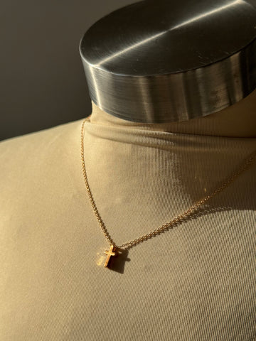 April Mini Cross Necklace In Gold