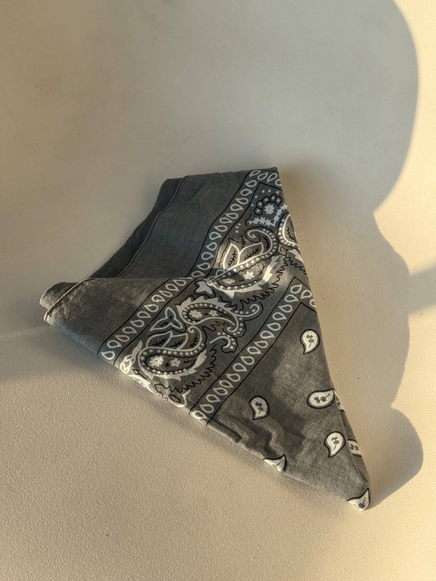 Garret Classic Cotton Bandana In Smoke