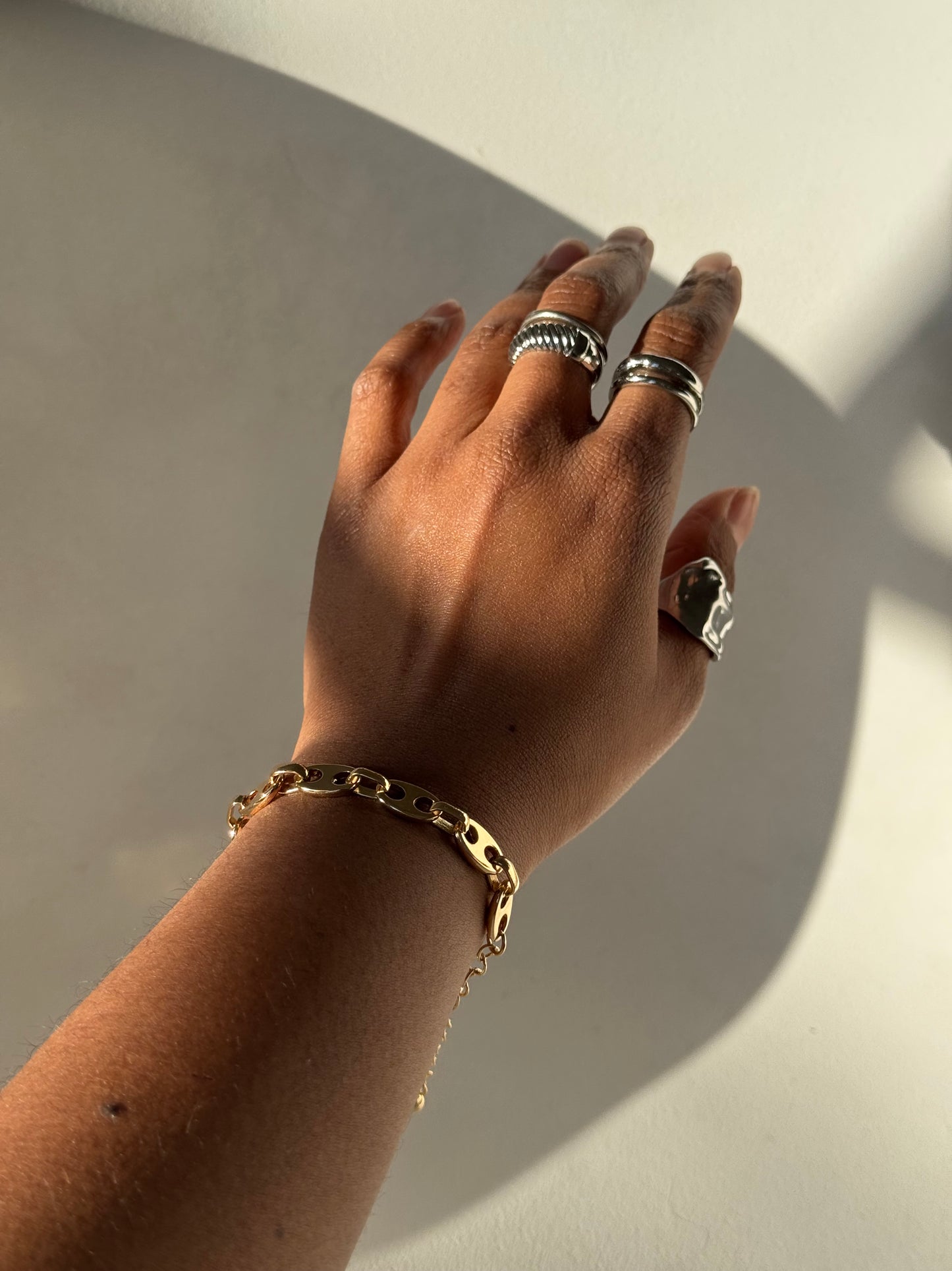Reagan Chain Link Bracelet In Gold