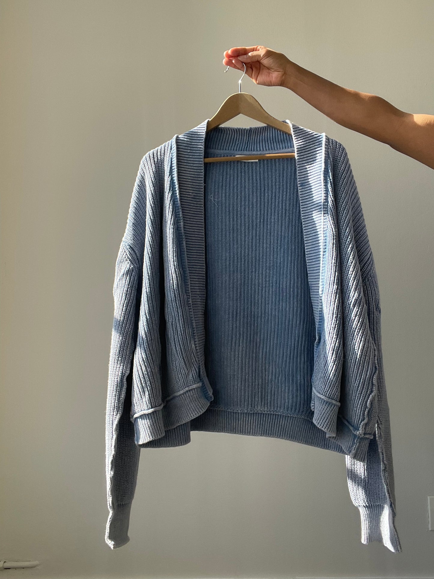 Daniel Cotton Classic Crop Knit Open Front Sweater In Acid Denim