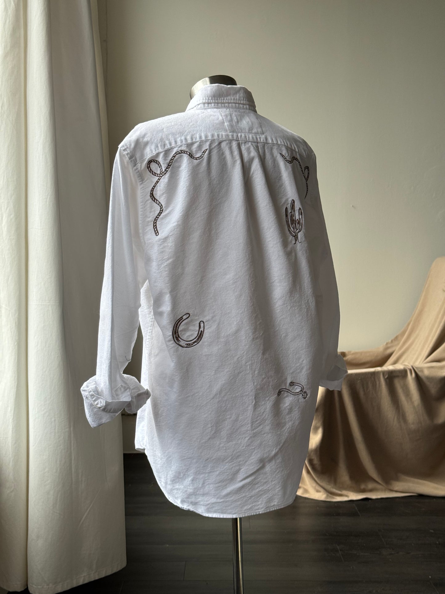 Jaxson Handcrafted Embroidered Button Down In White