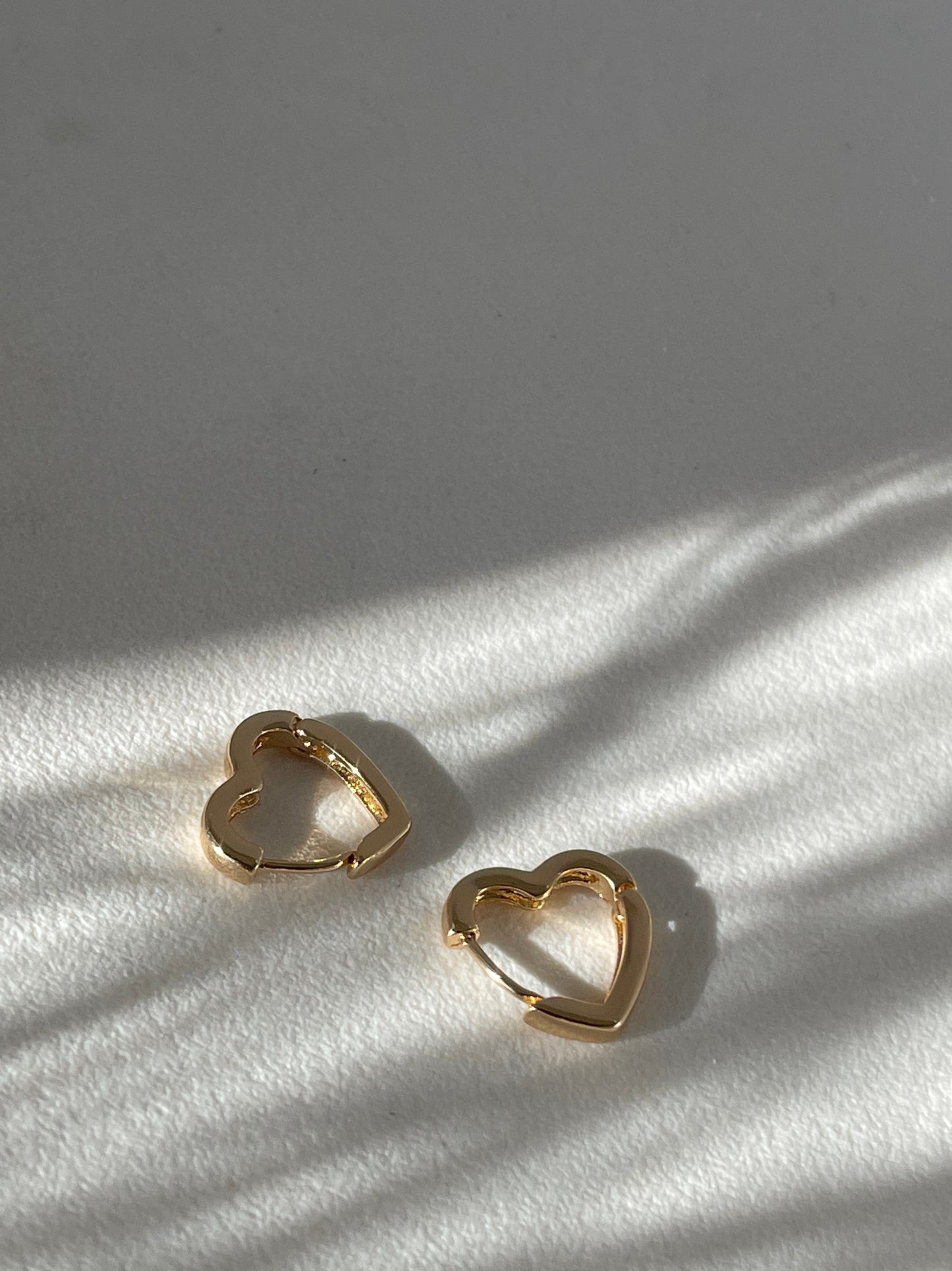 Holly Heart Stainless Steel Hug Hoop Earring In Gold